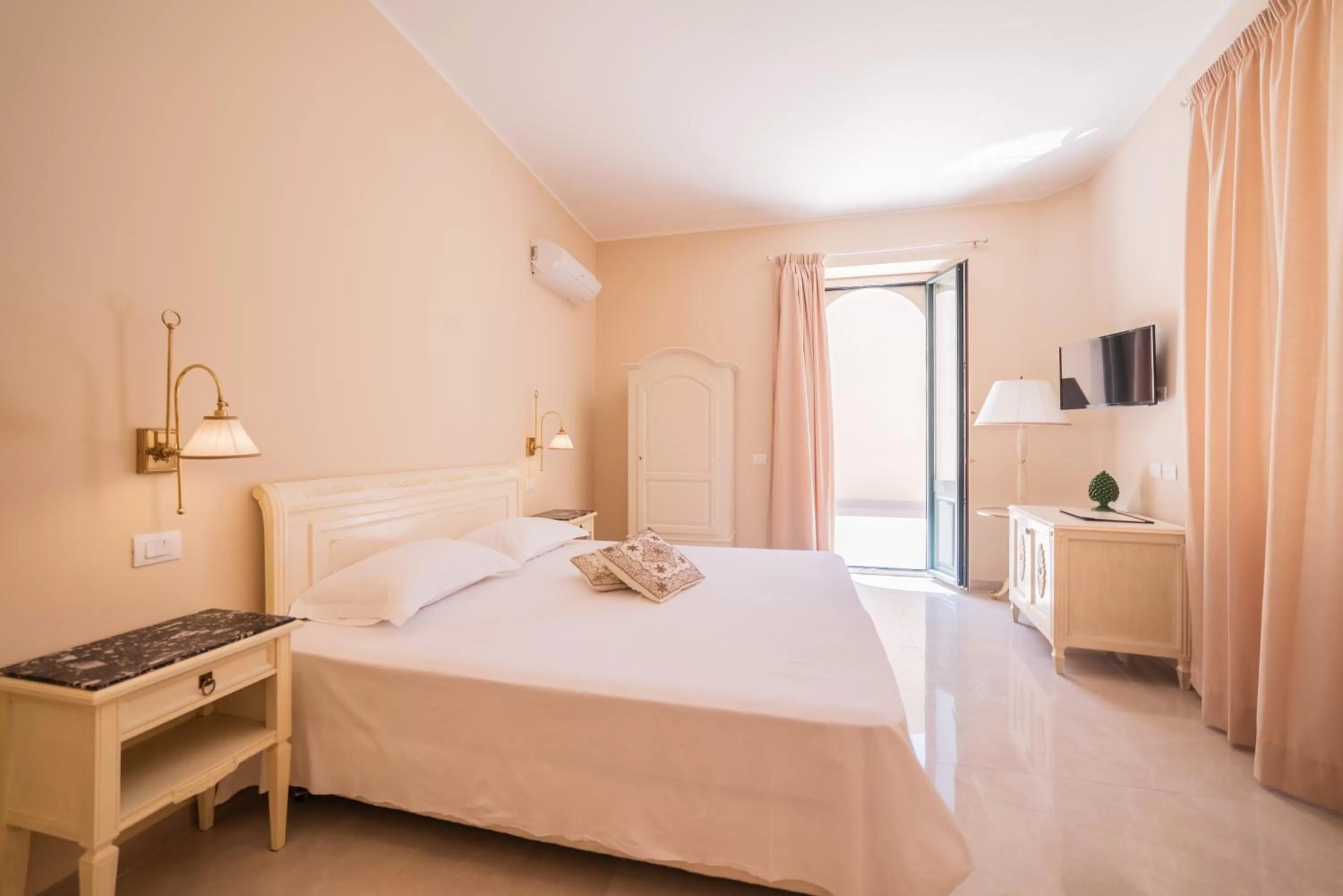 Photo of the whole room, Bed in Hotel Casa Adele