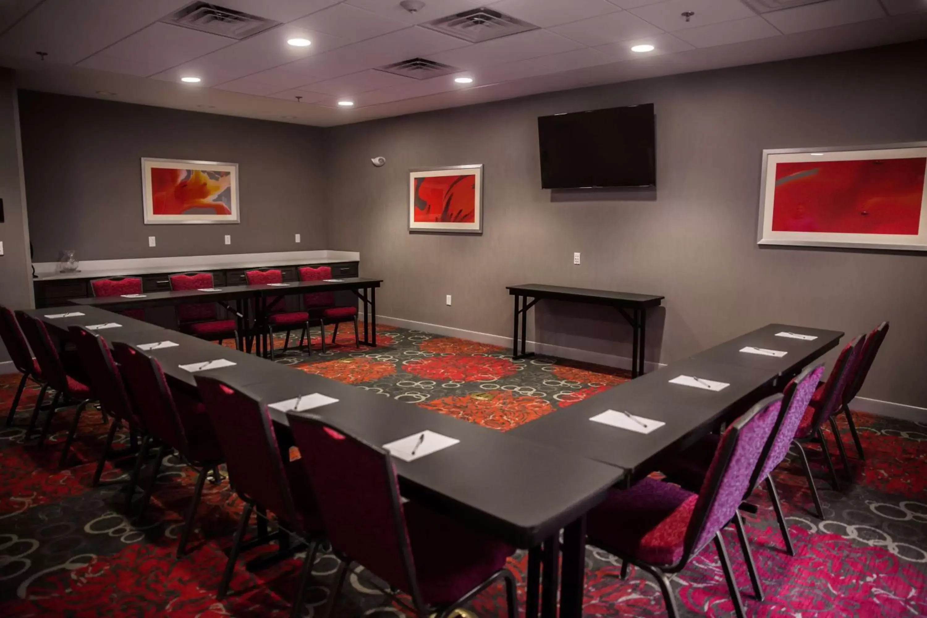 Meeting/conference room in Hampton Inn-Pontiac