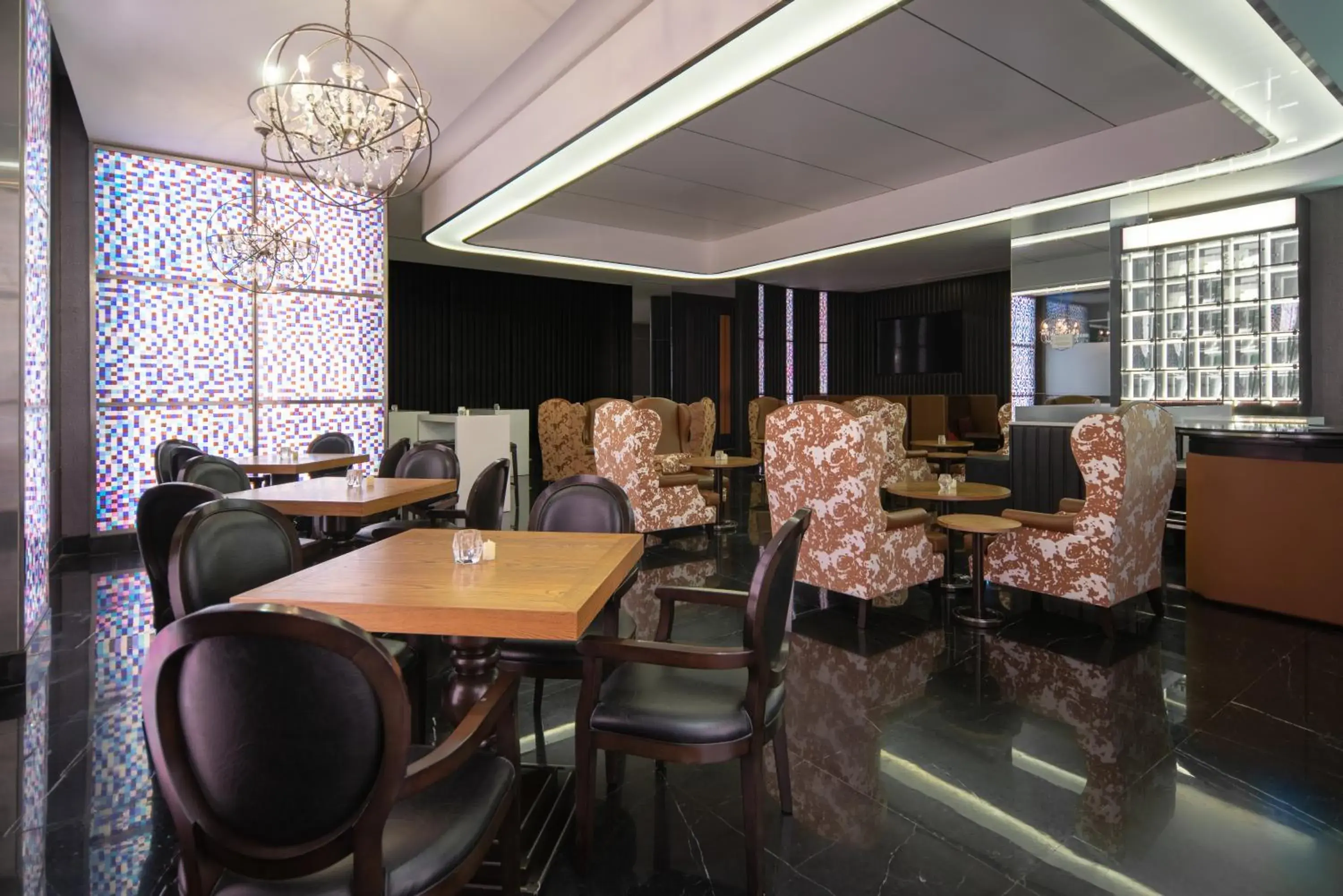 Lounge or bar, Lounge/Bar in Radisson Collection Muscat, Hormuz Grand