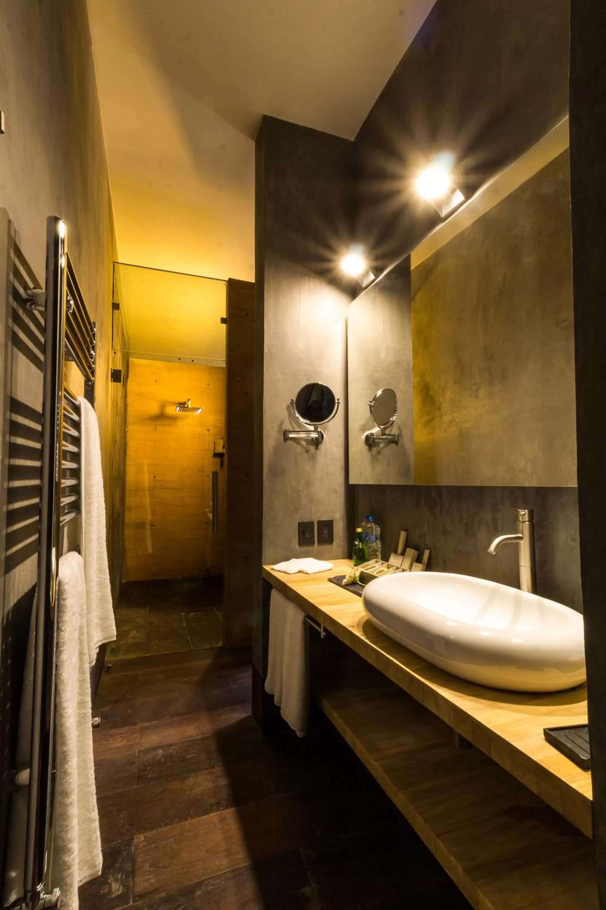 Bathroom in Uvence Arte + Hotel