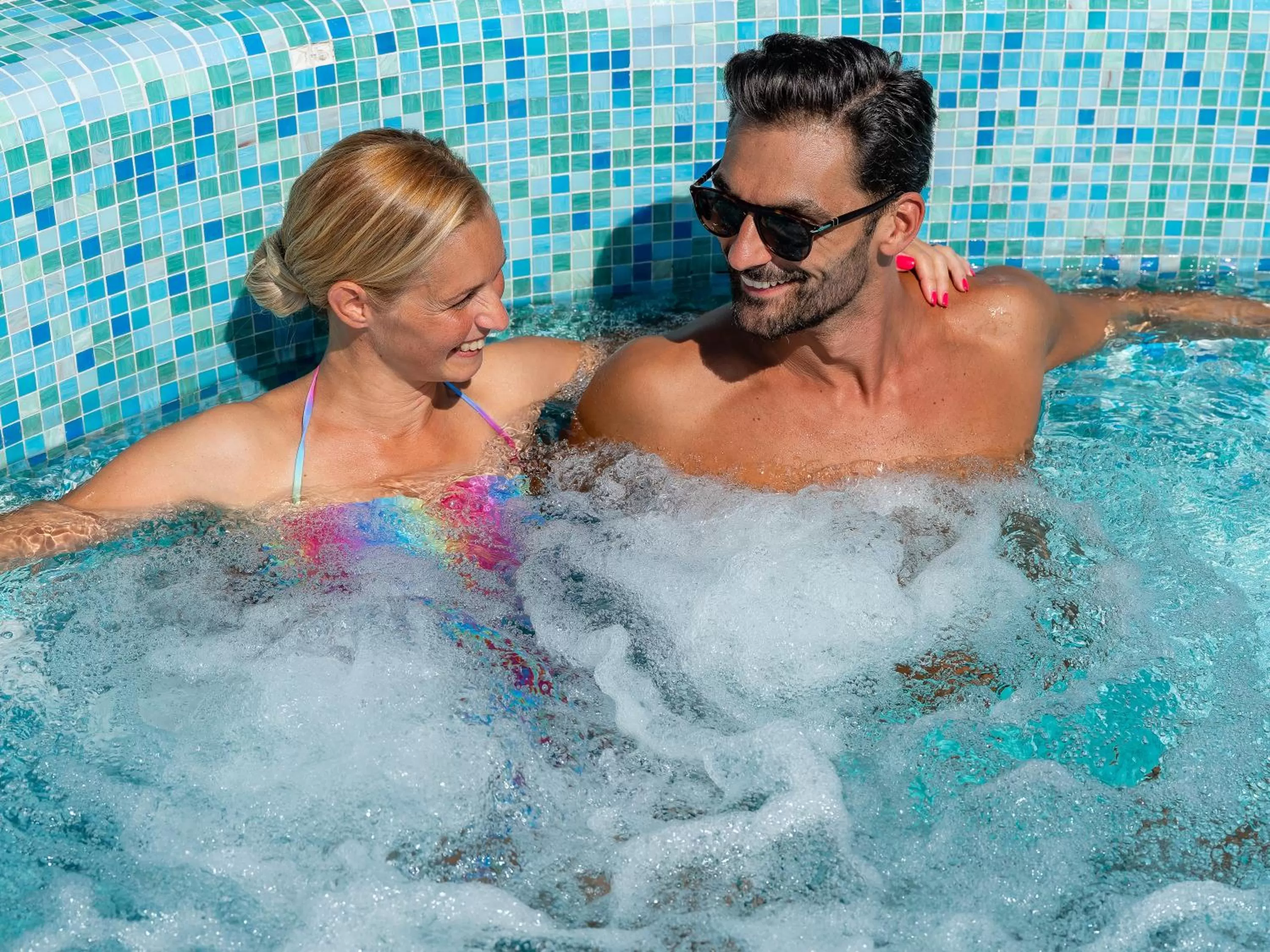 Swimming pool in Active Hotel Paradiso