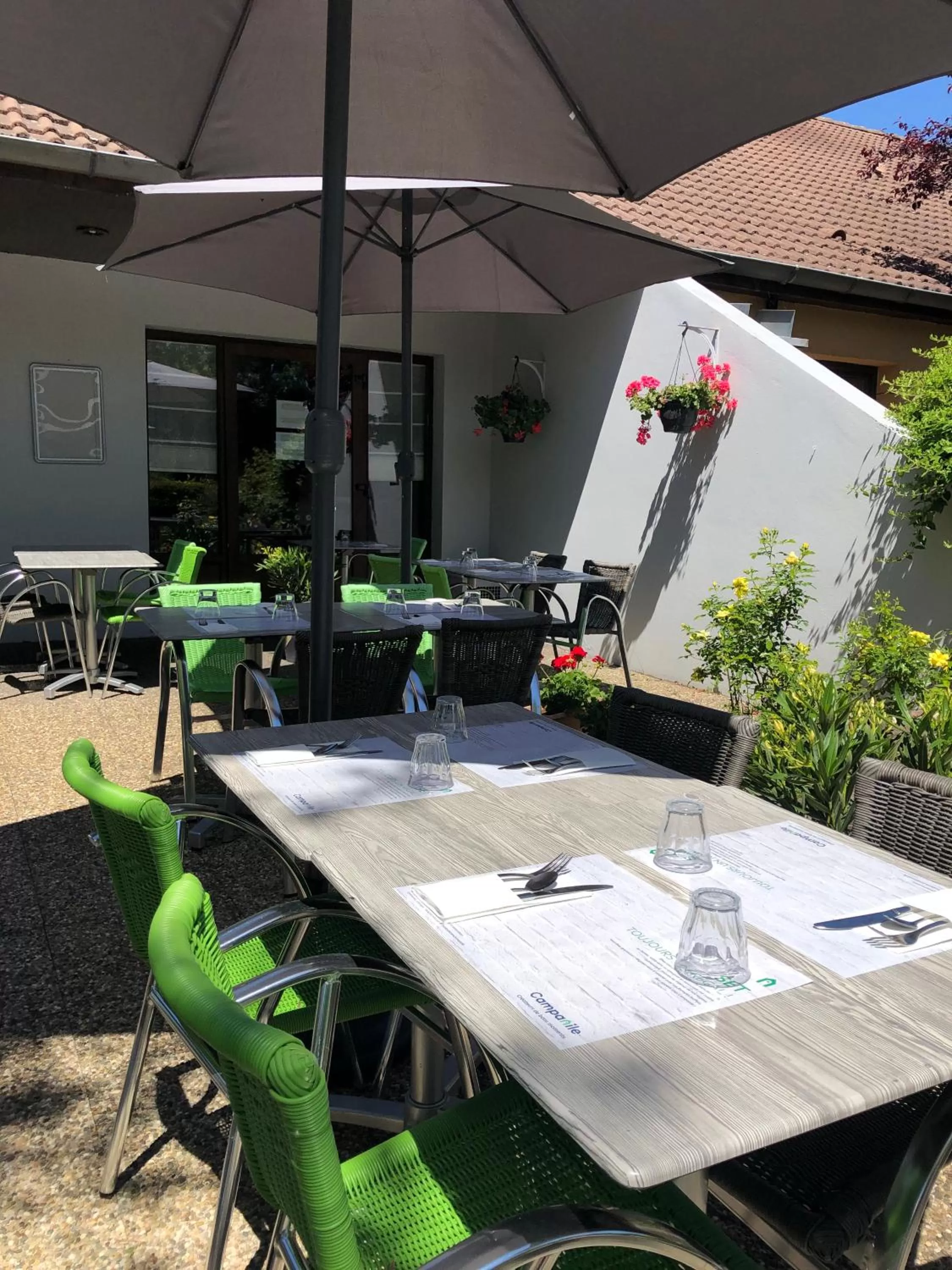 Patio in Campanile Mulhouse - Illzach Ile Napoléon