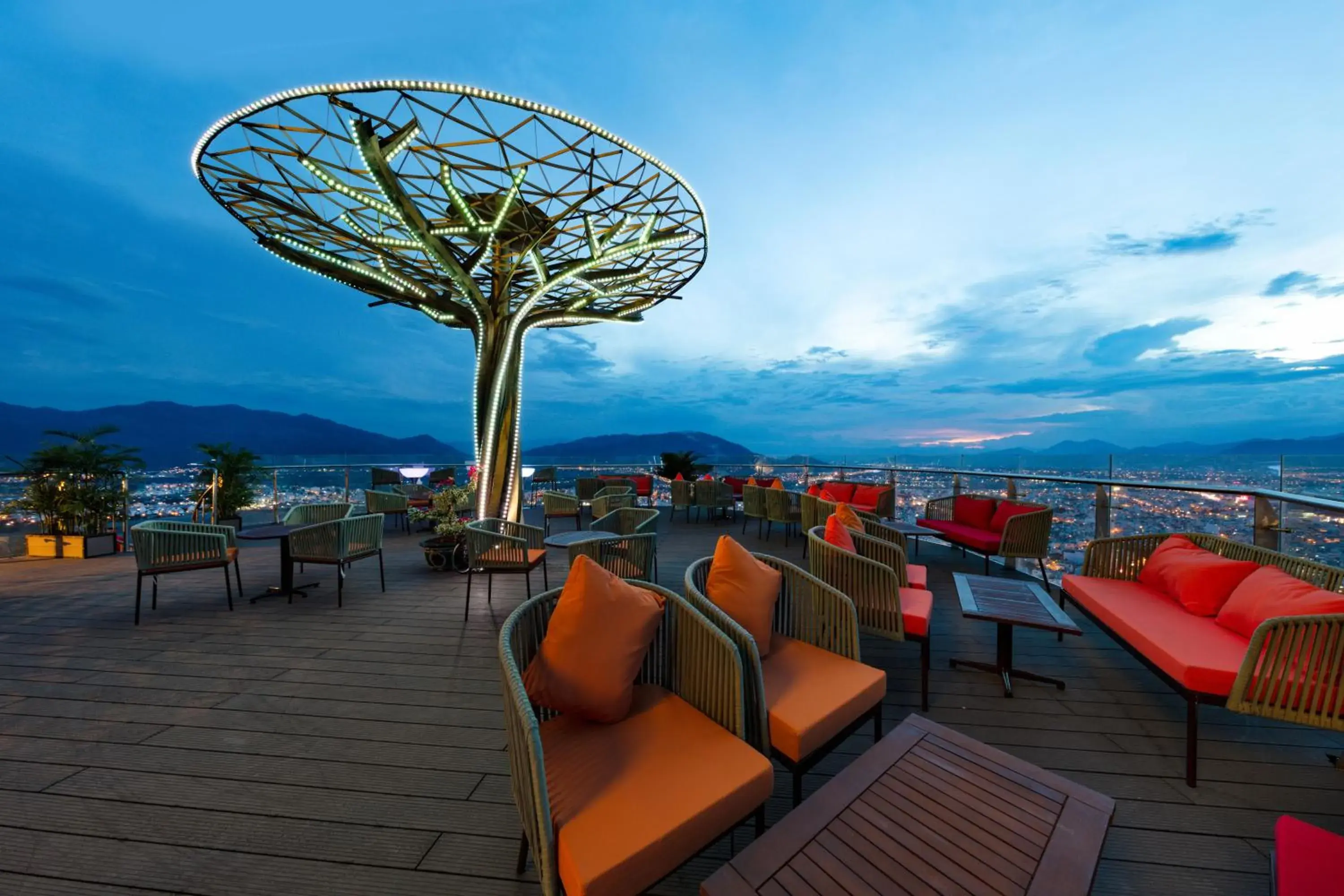 Lounge or bar in Regalia Gold Hotel