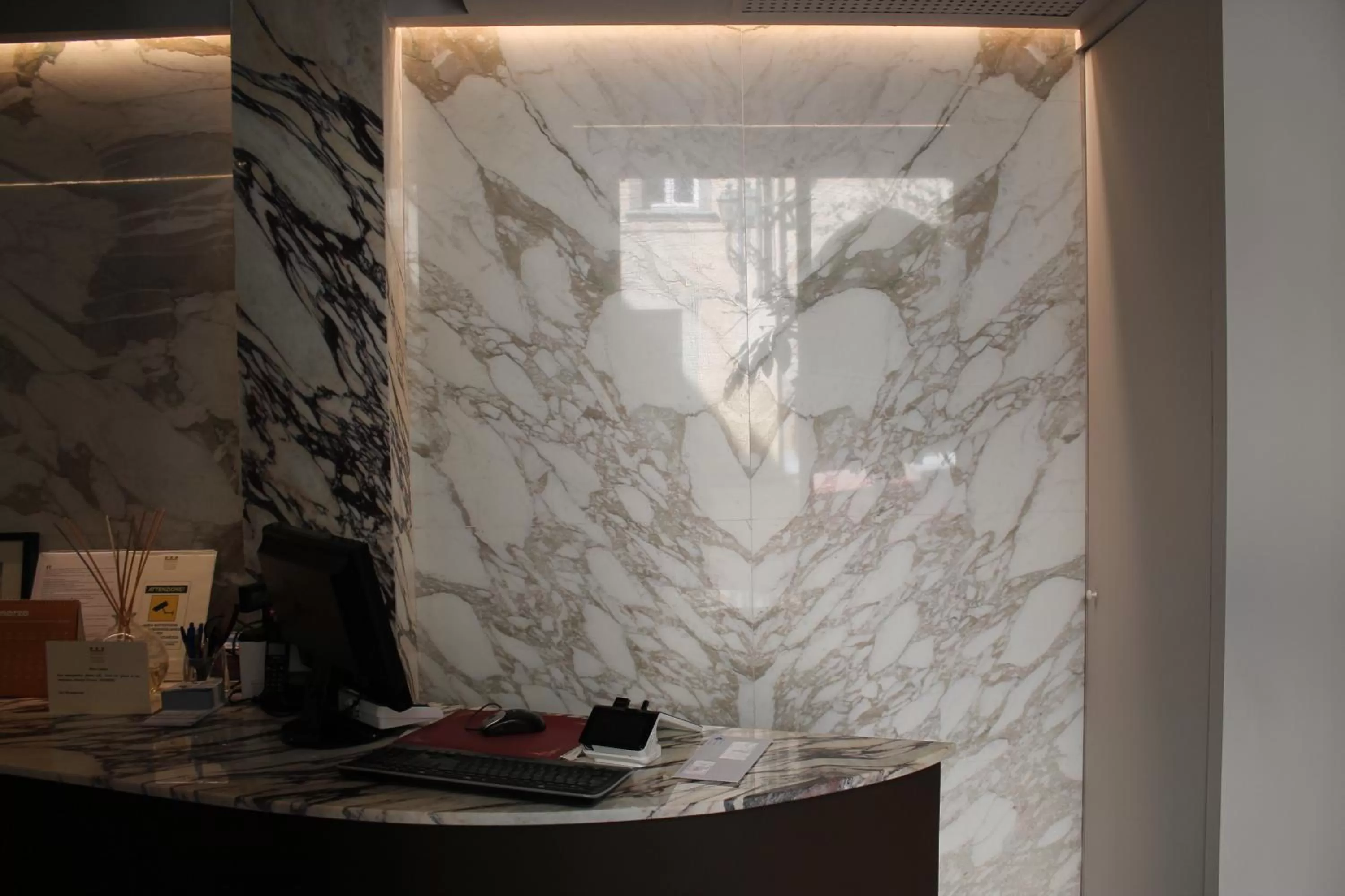 Lobby or reception in Donati Luxury Tower Suites