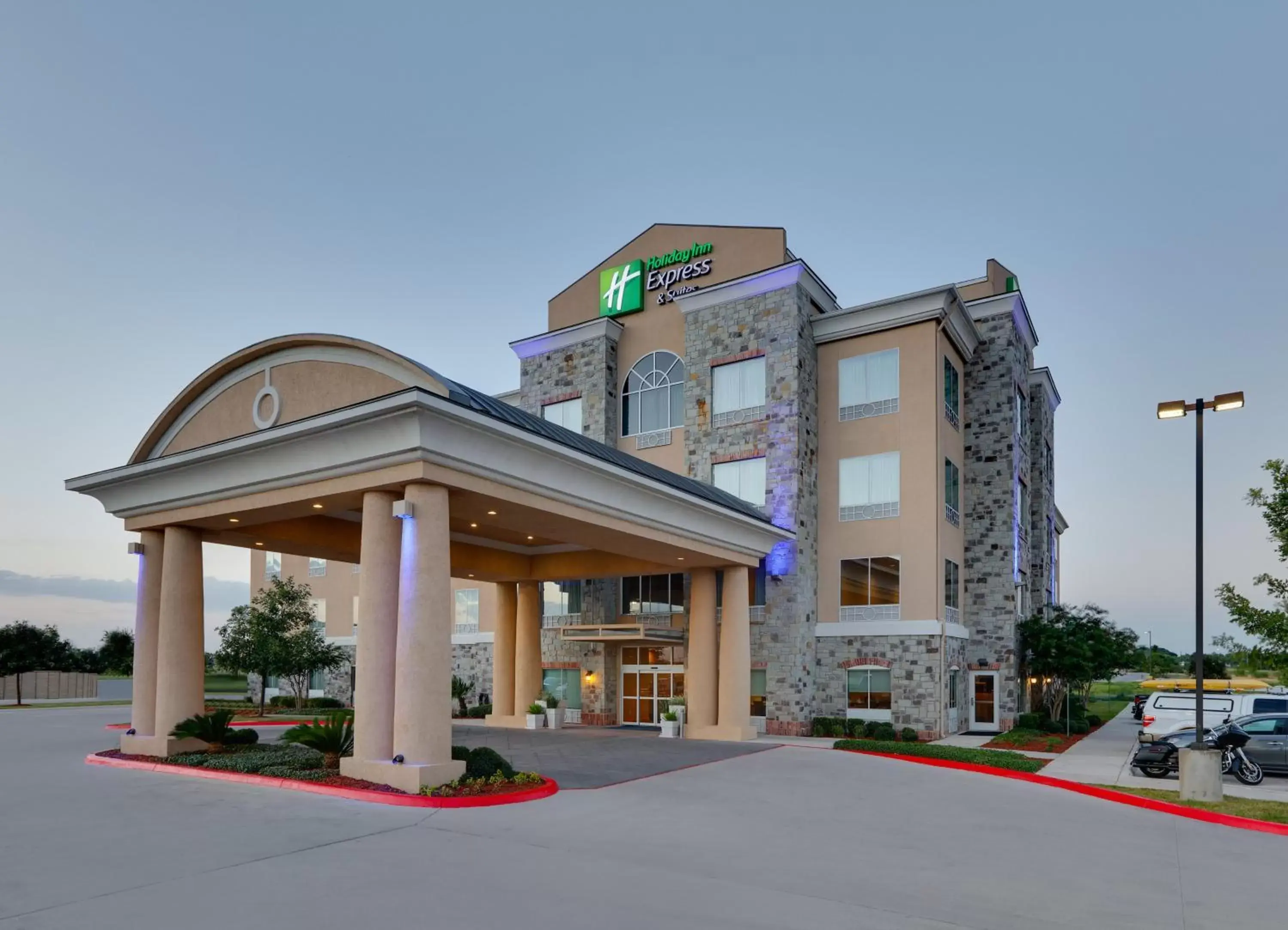 Property Building in Holiday Inn Express & Suites San Antonio Brooks City Base, an IHG Hotel