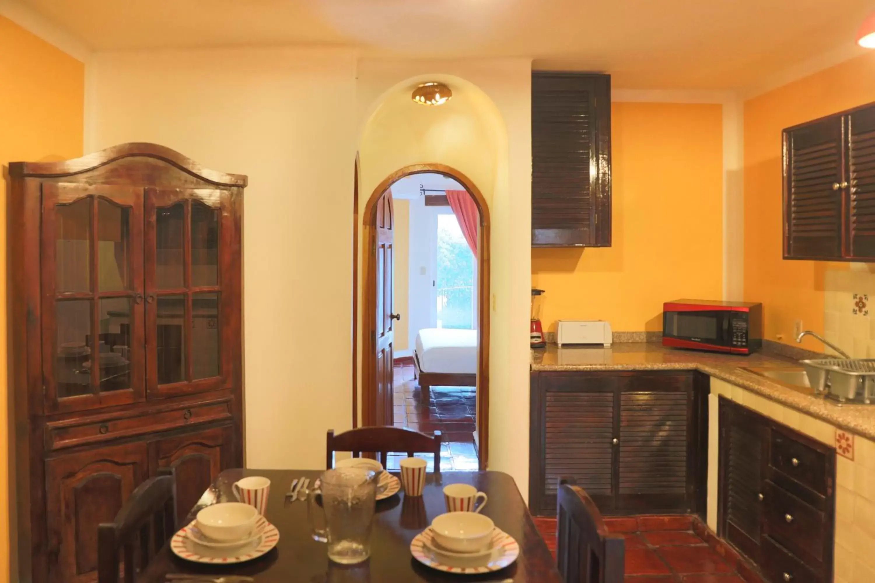 Kitchen or kitchenette, Restaurant/Places to Eat in 5ta AVENIDA Alma y Mar APART HOTEL by BFH