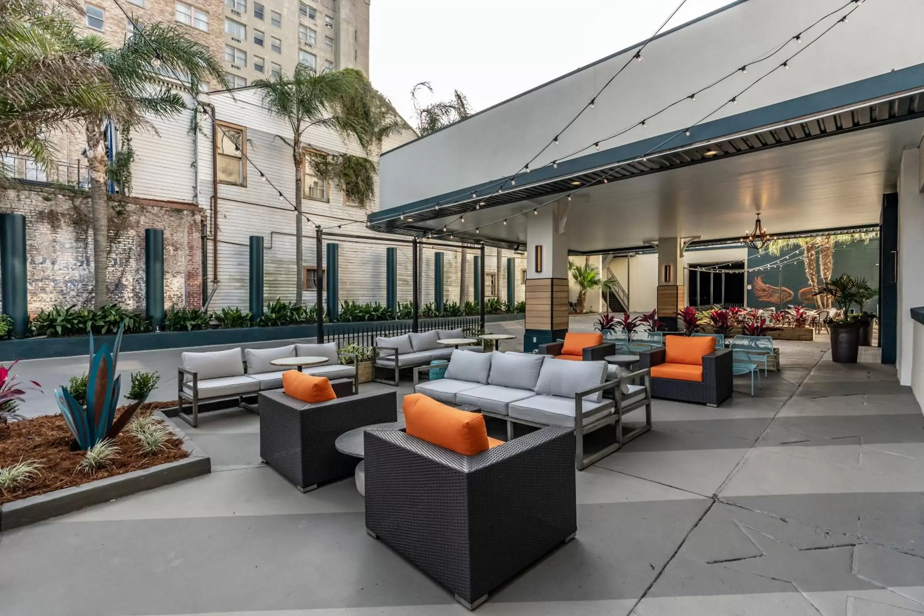 Patio in St Charles Coach House, Ascend Hotel Collection