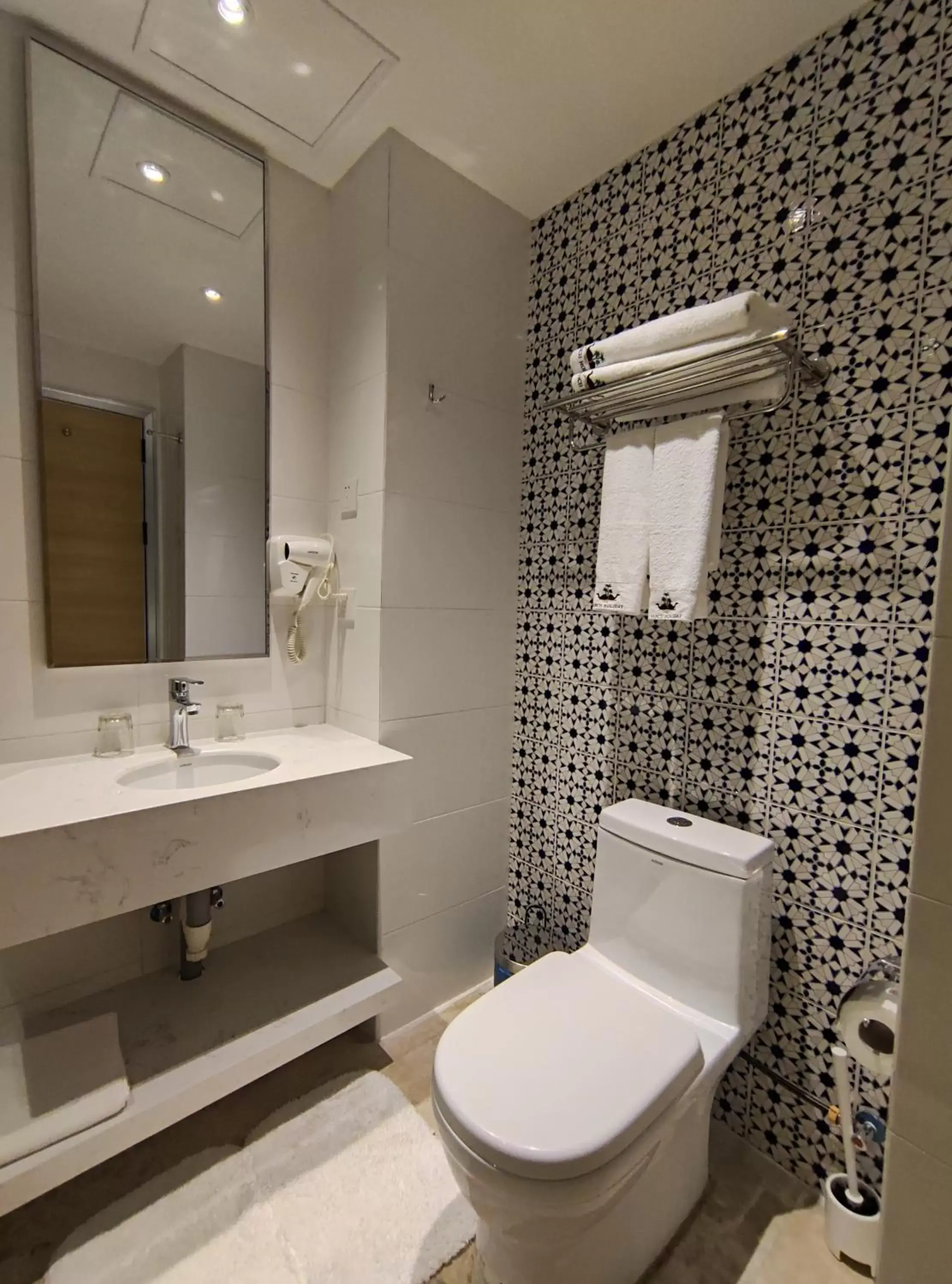 Bathroom in VANCII Hotel
