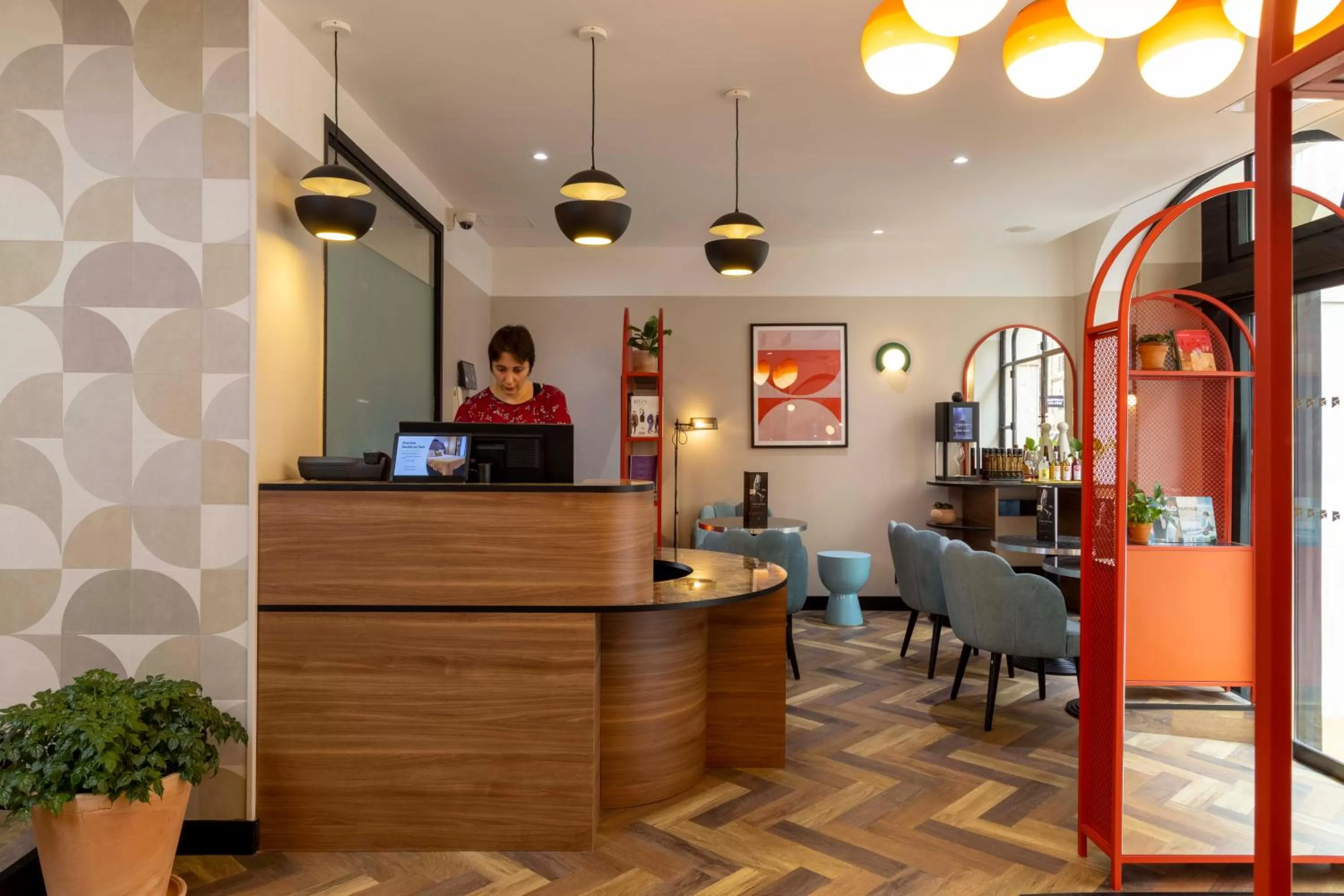 Lobby or reception in Hôtel Regina Opéra Grands Boulevards