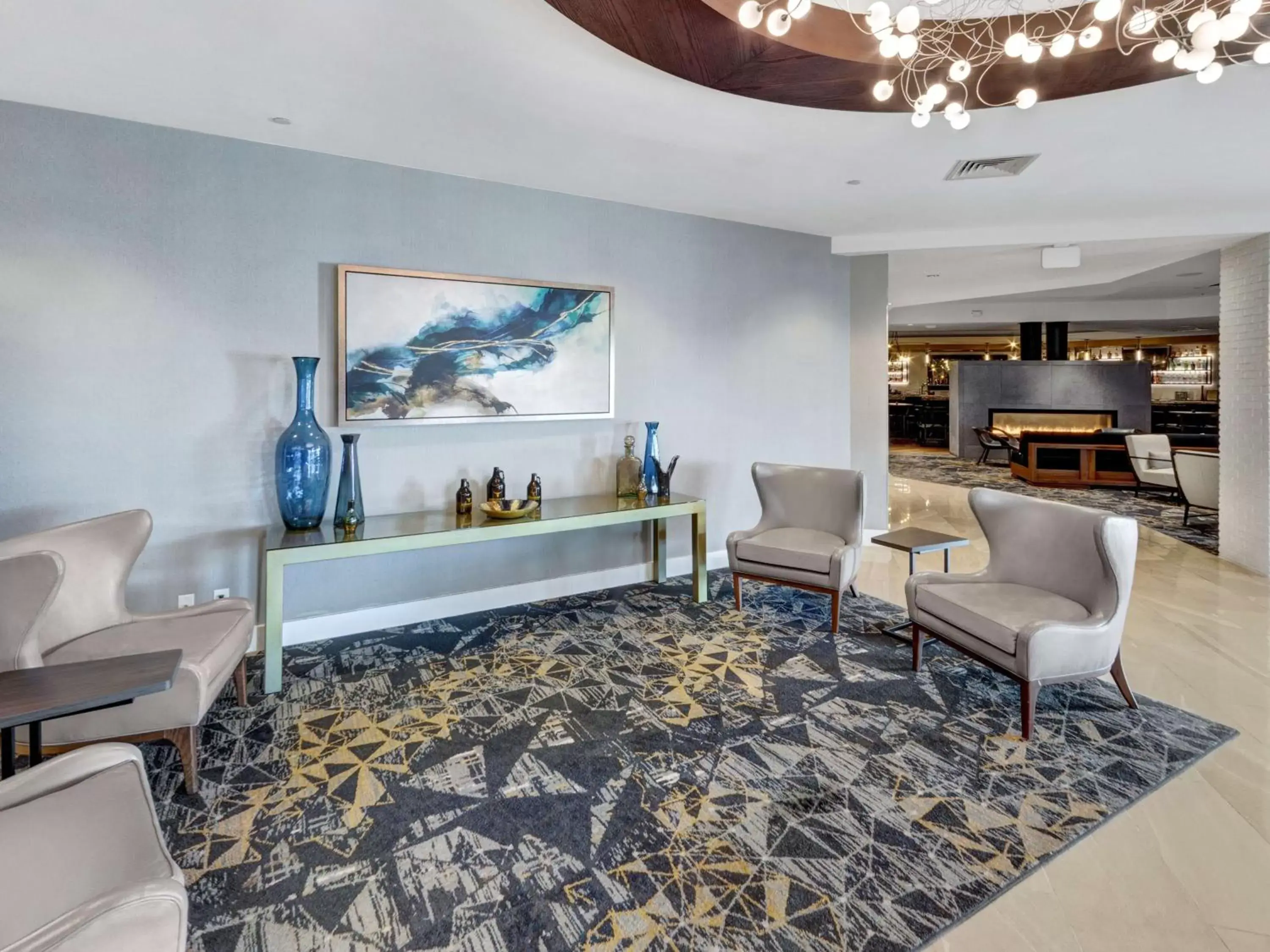 Lobby or reception, Seating Area in DoubleTree by Hilton Wichita Airport