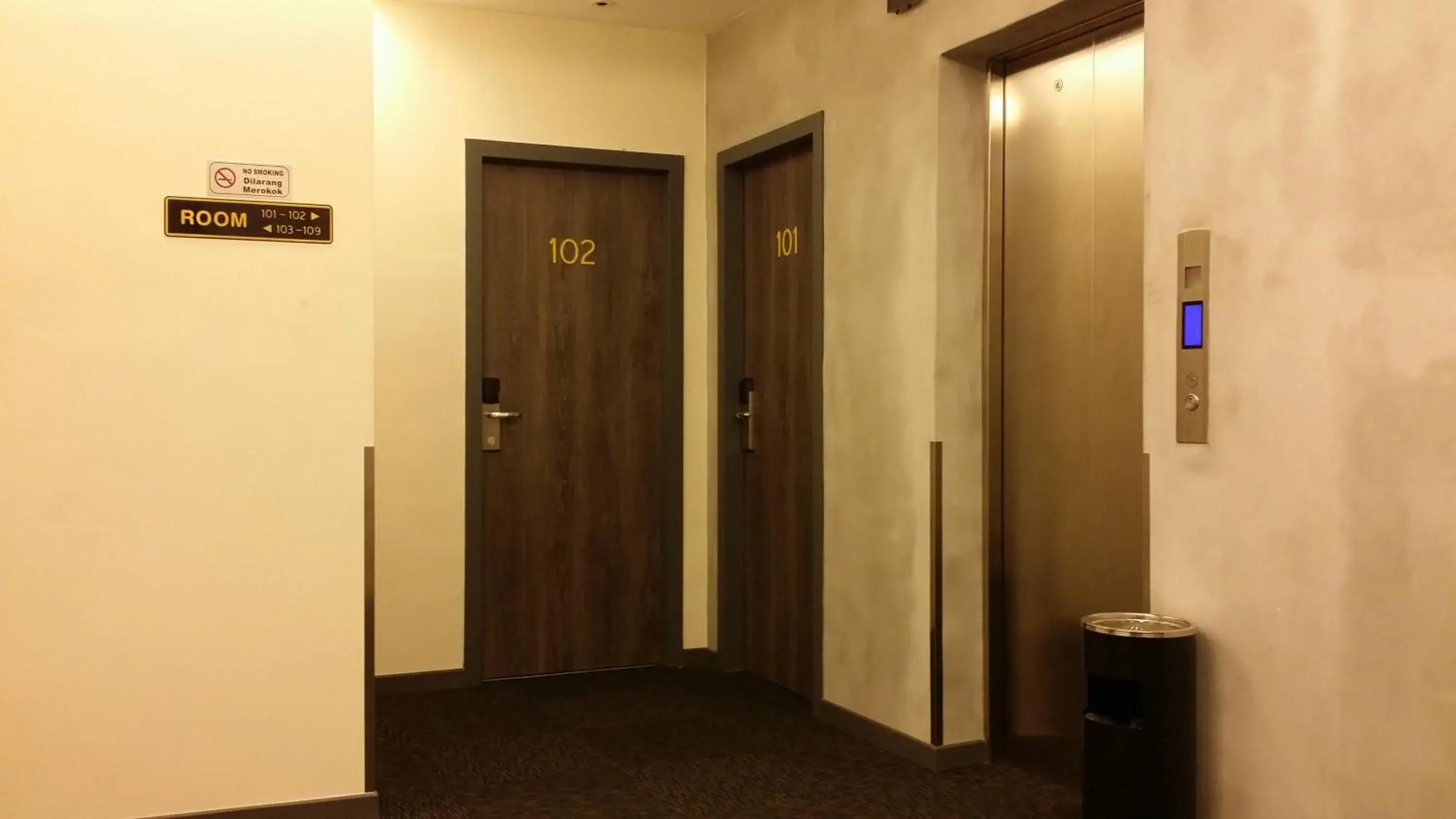 Lobby or reception in Go Hotel