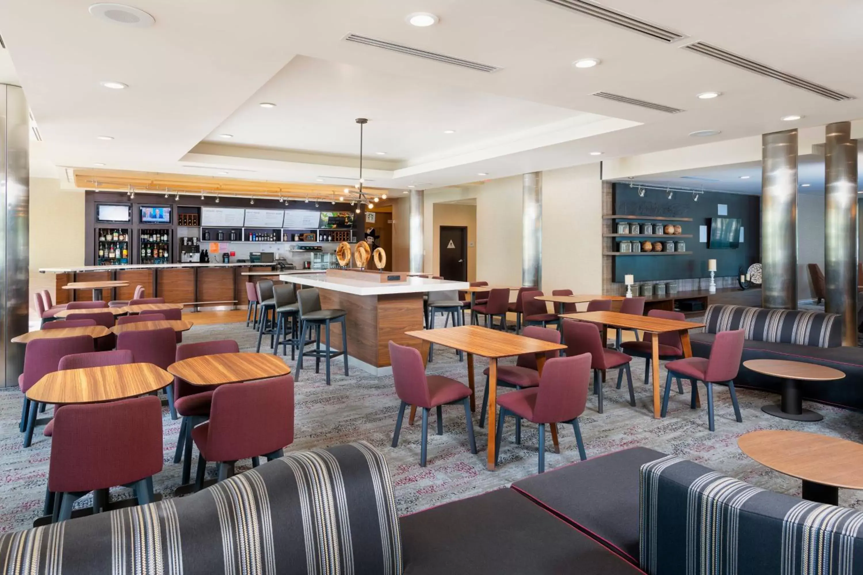 Restaurant/Places to Eat in Courtyard by Marriott Santa Ana Orange County