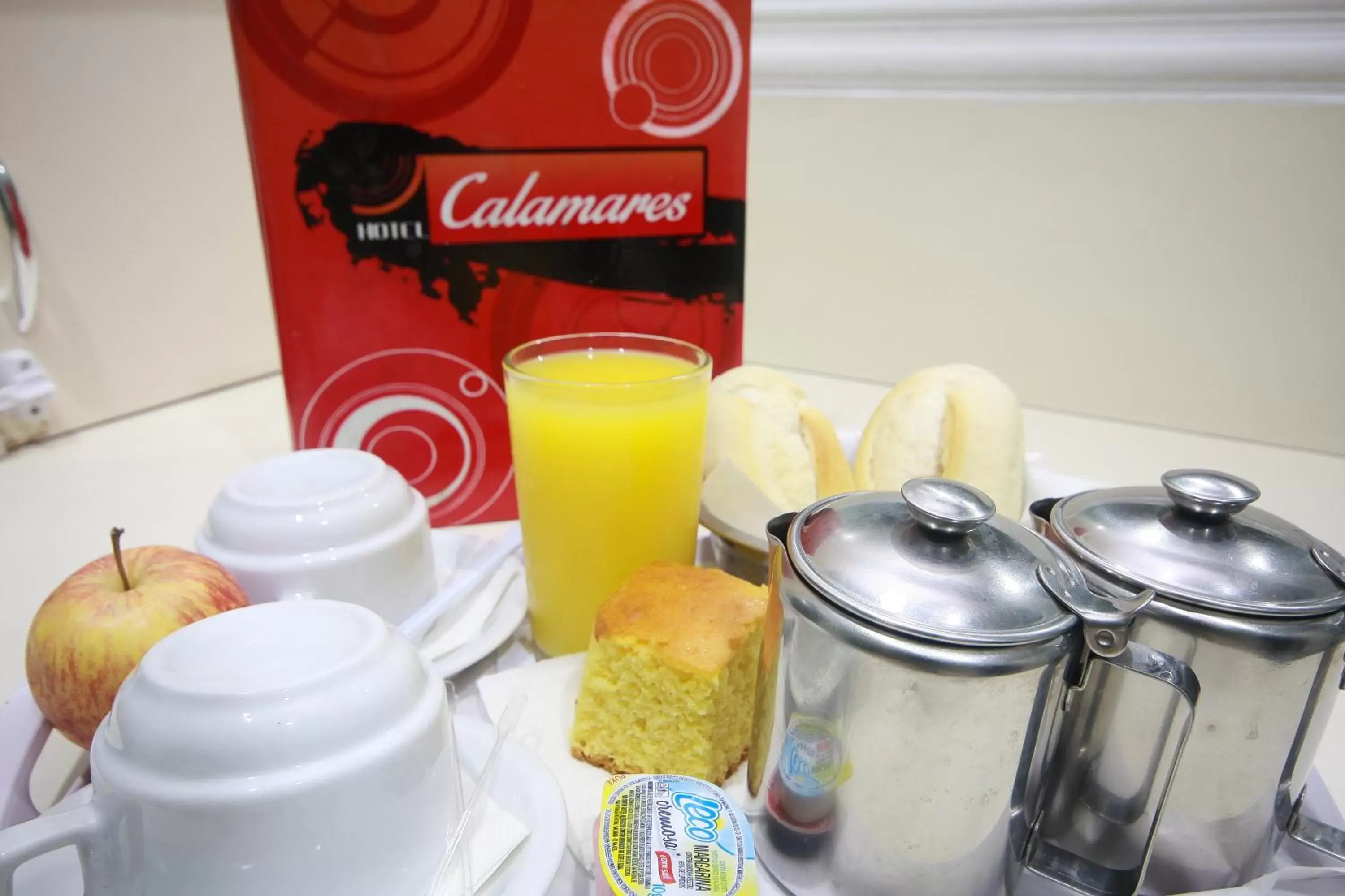 Breakfast in Calamares Hotel São Caetano