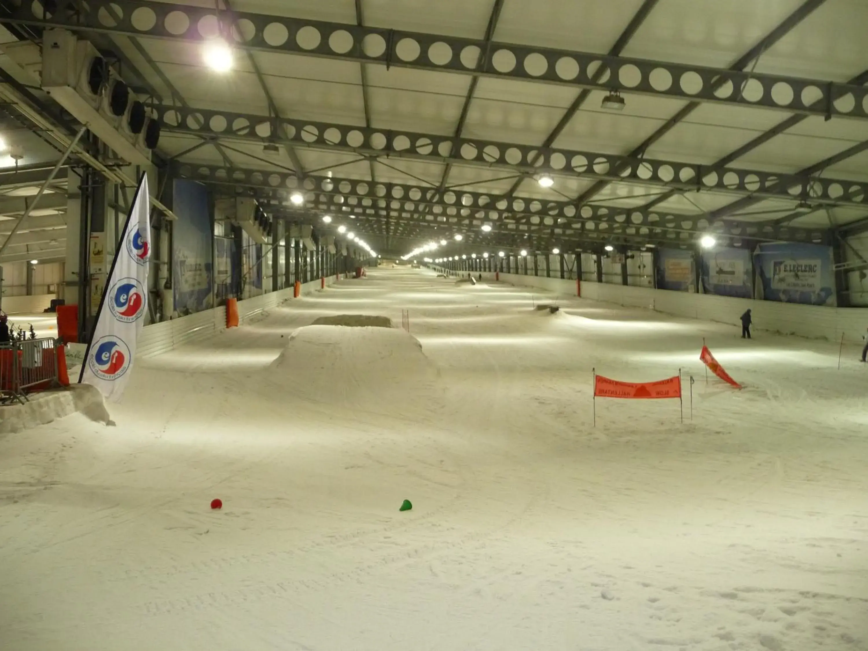 Skiing in Première Classe Metz Nord - Talange