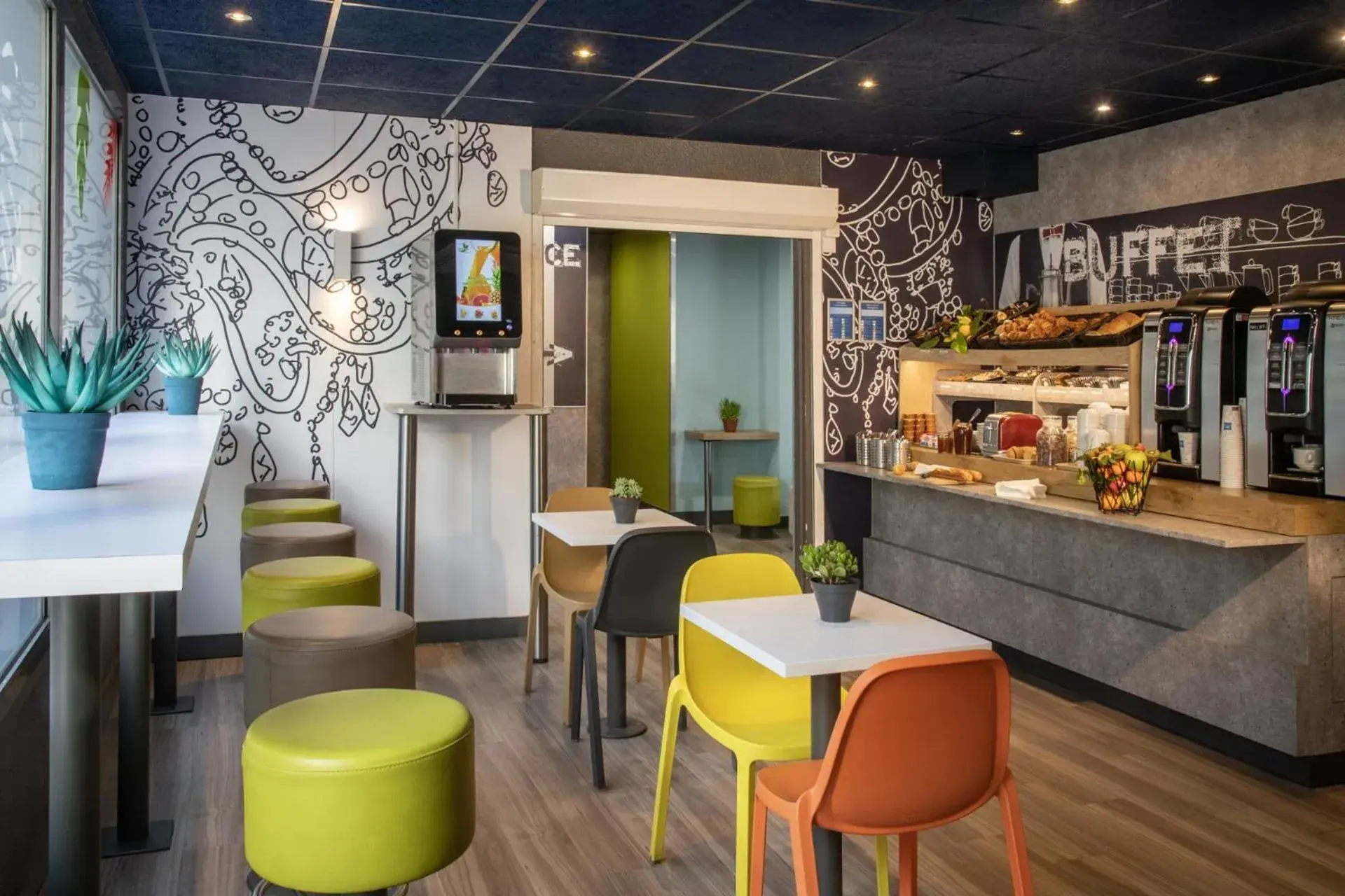 Breakfast in ibis budget Menton Bord de Mer Breakfast in ibis budget Menton Bord de Mer