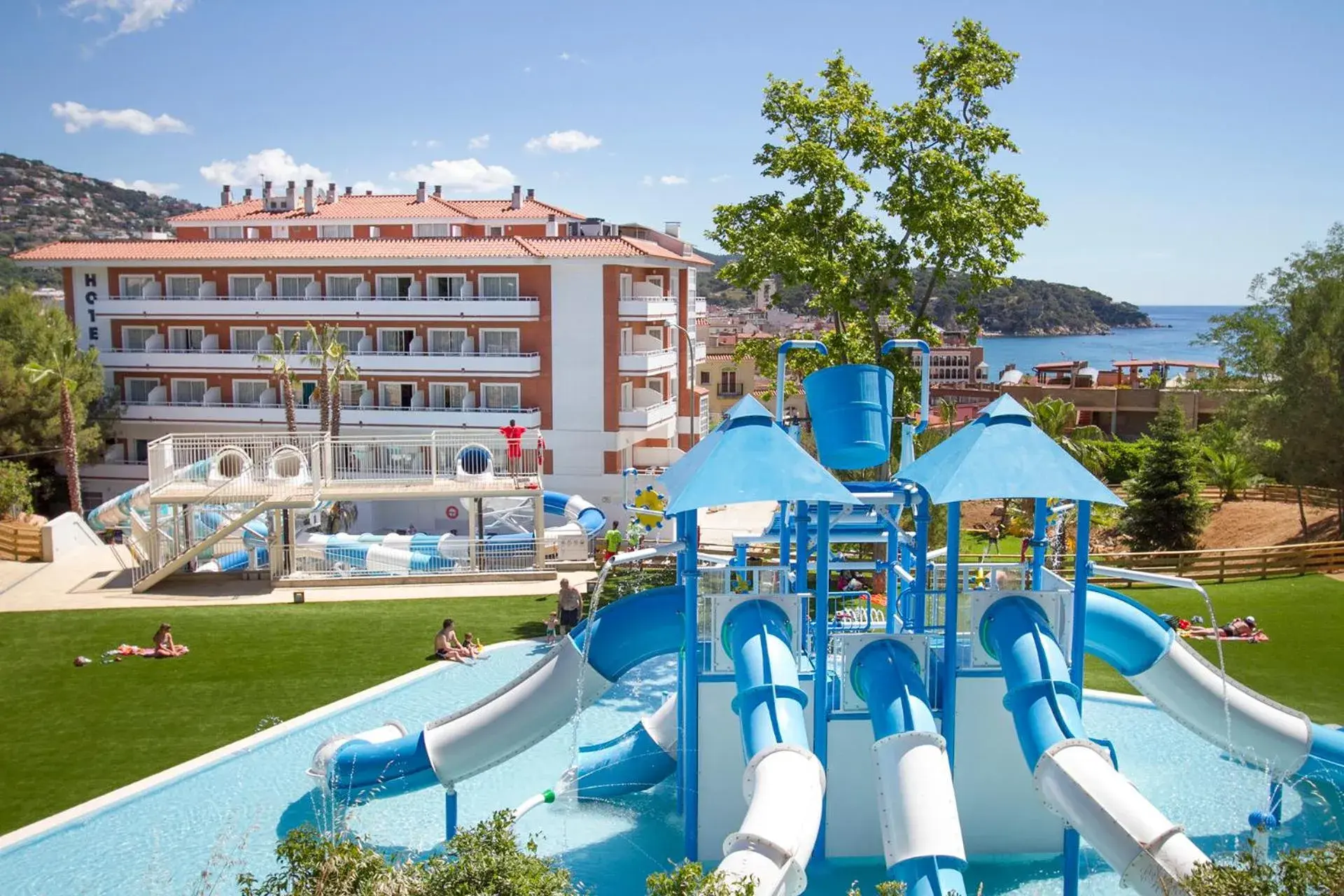 Children play ground, Water Park in Hotel Gran Garbi Mar & AquasPlash