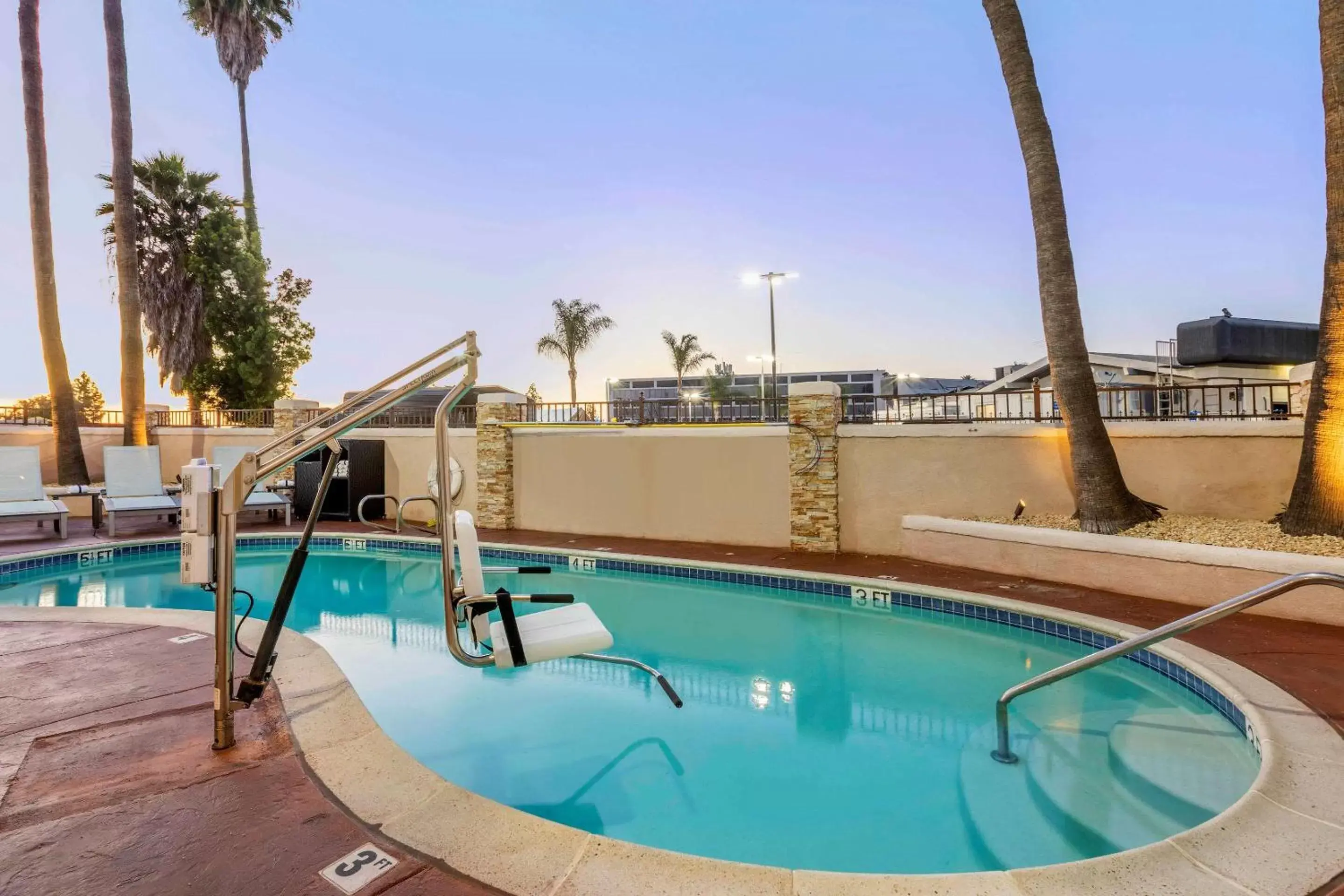 Swimming Pool in Comfort Inn San Diego Miramar