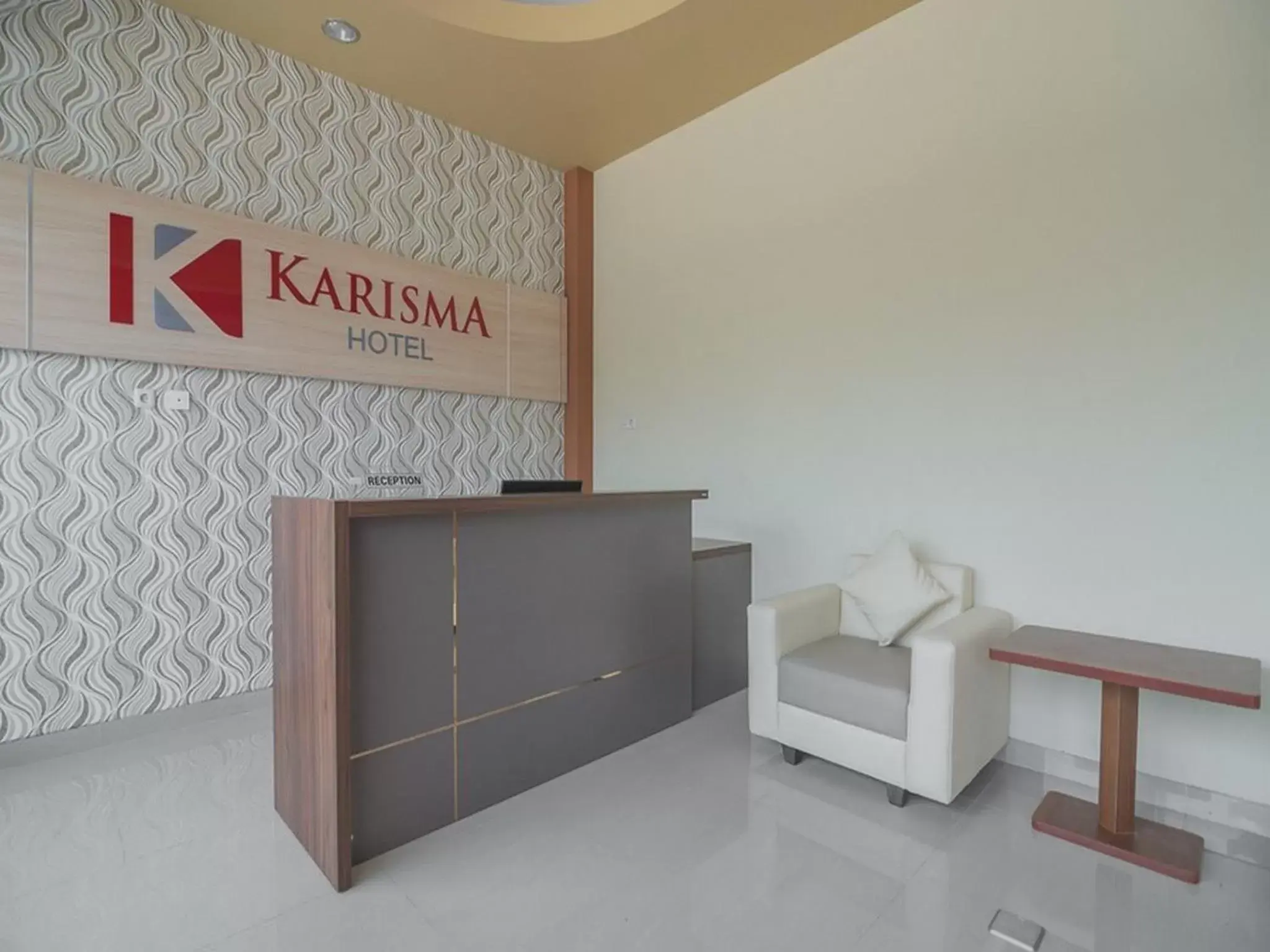 Lobby or reception in RedDoorz near Islamic Center Samarinda Lobby or reception in RedDoorz near Islamic Center Samarinda