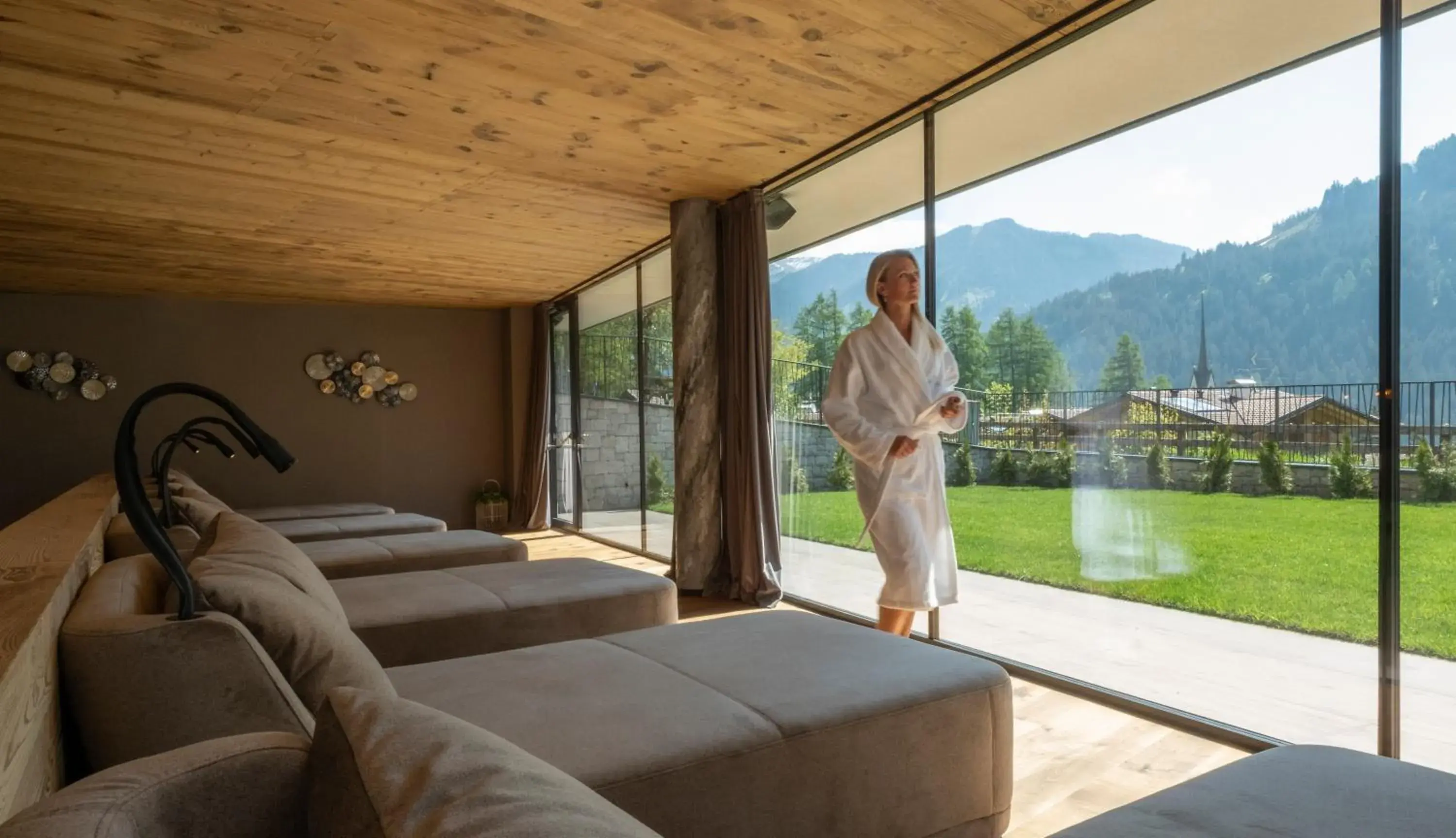 Spa and wellness centre/facilities in Ciampedie Luxury Alpine Spa Hotel
