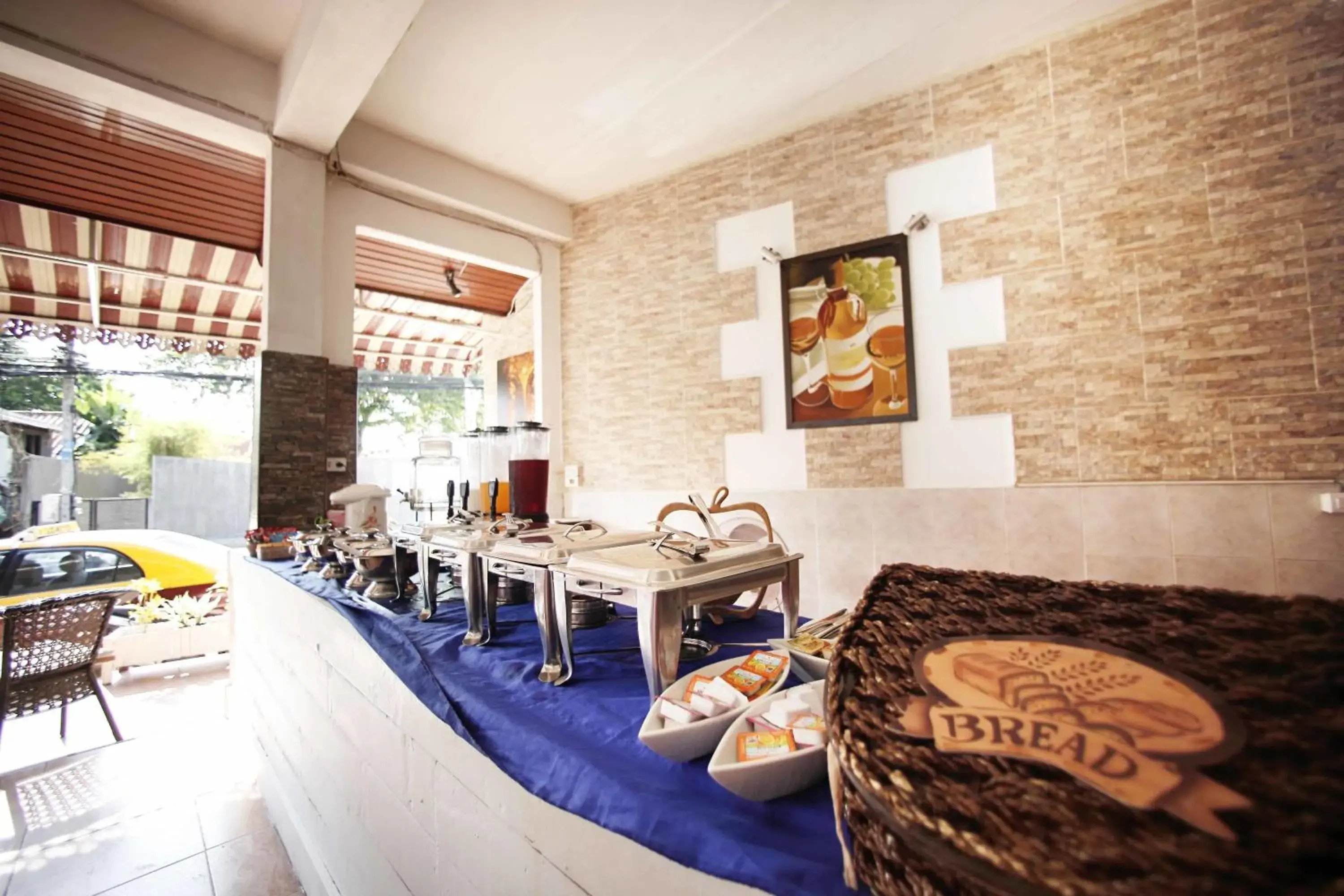 Restaurant/places to eat in Lotus Friendly Hotel Restaurant/places to eat in Lotus Friendly Hotel