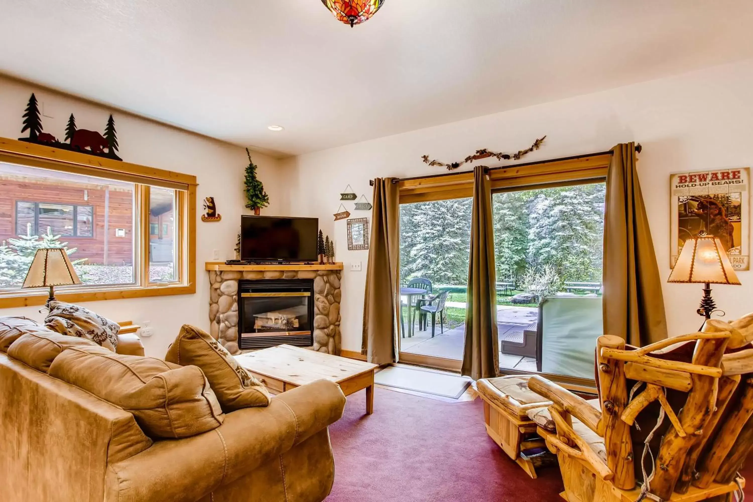 Suite with Hot Tub in Estes Park Condos Suite with Hot Tub in Estes Park Condos