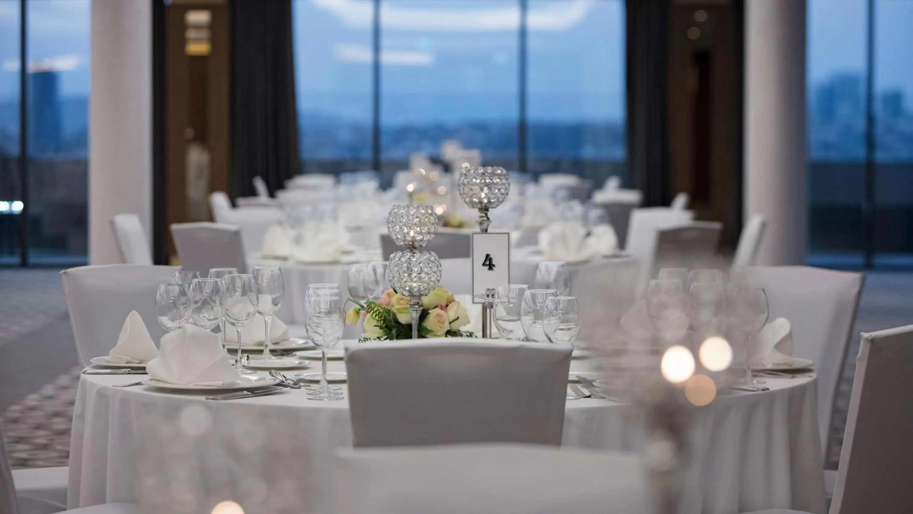 Dining area in Hilton Istanbul Maslak
