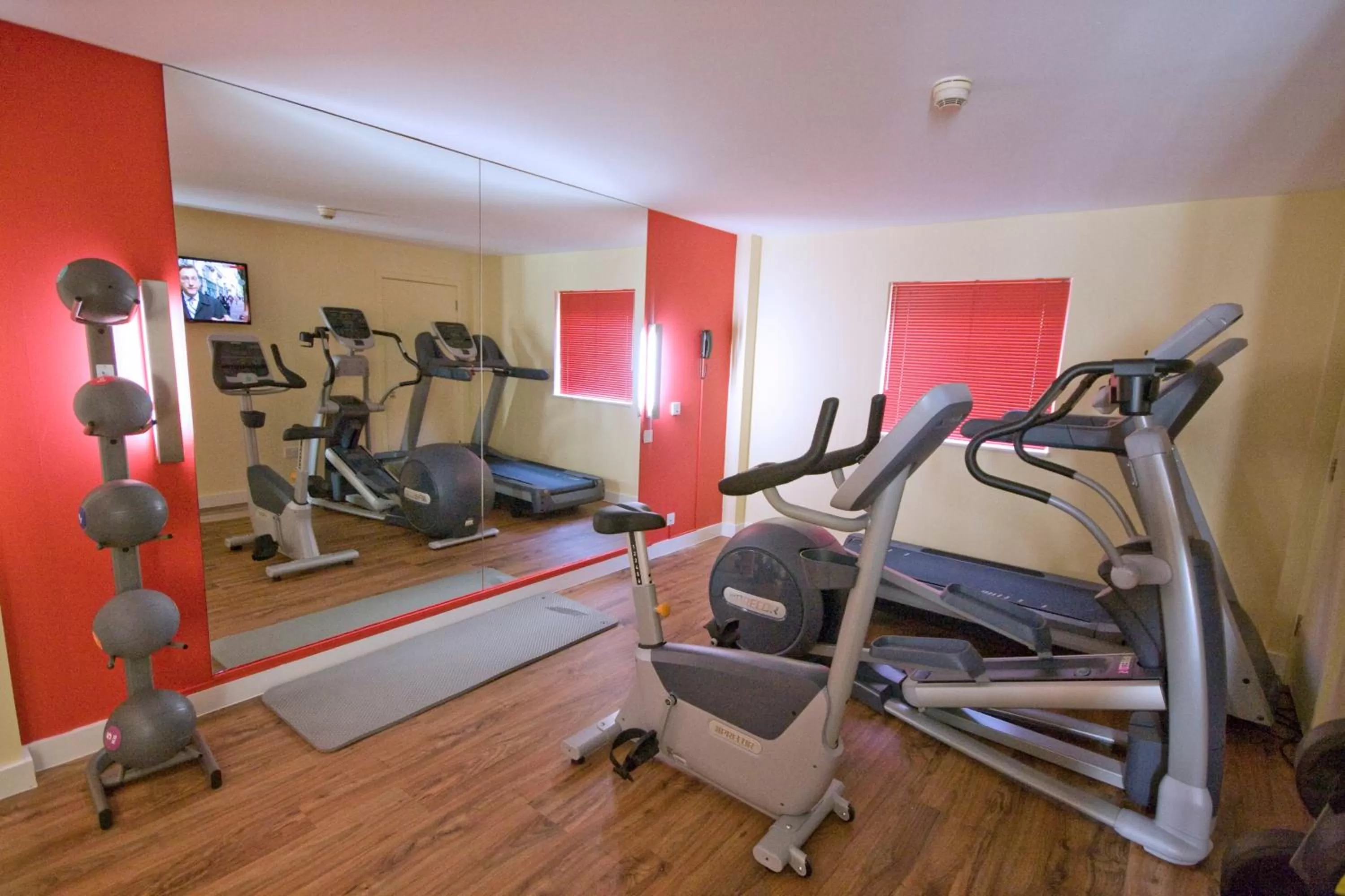 Fitness centre/facilities in Ramada London North