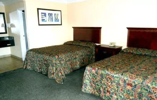Bed in Hyland Motel Van Nuys