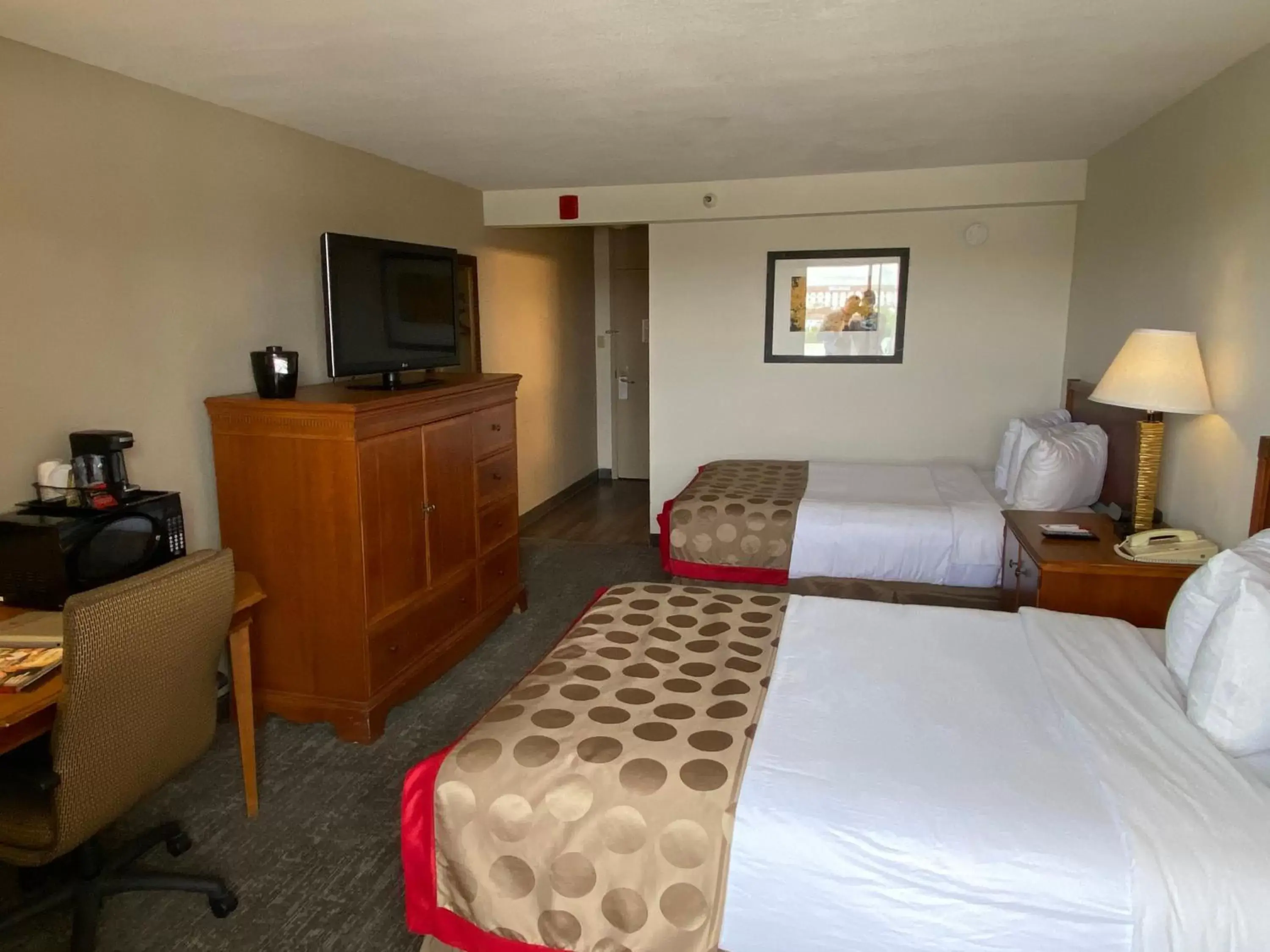 Bed in Ramada by Wyndham Albuquerque Midtown