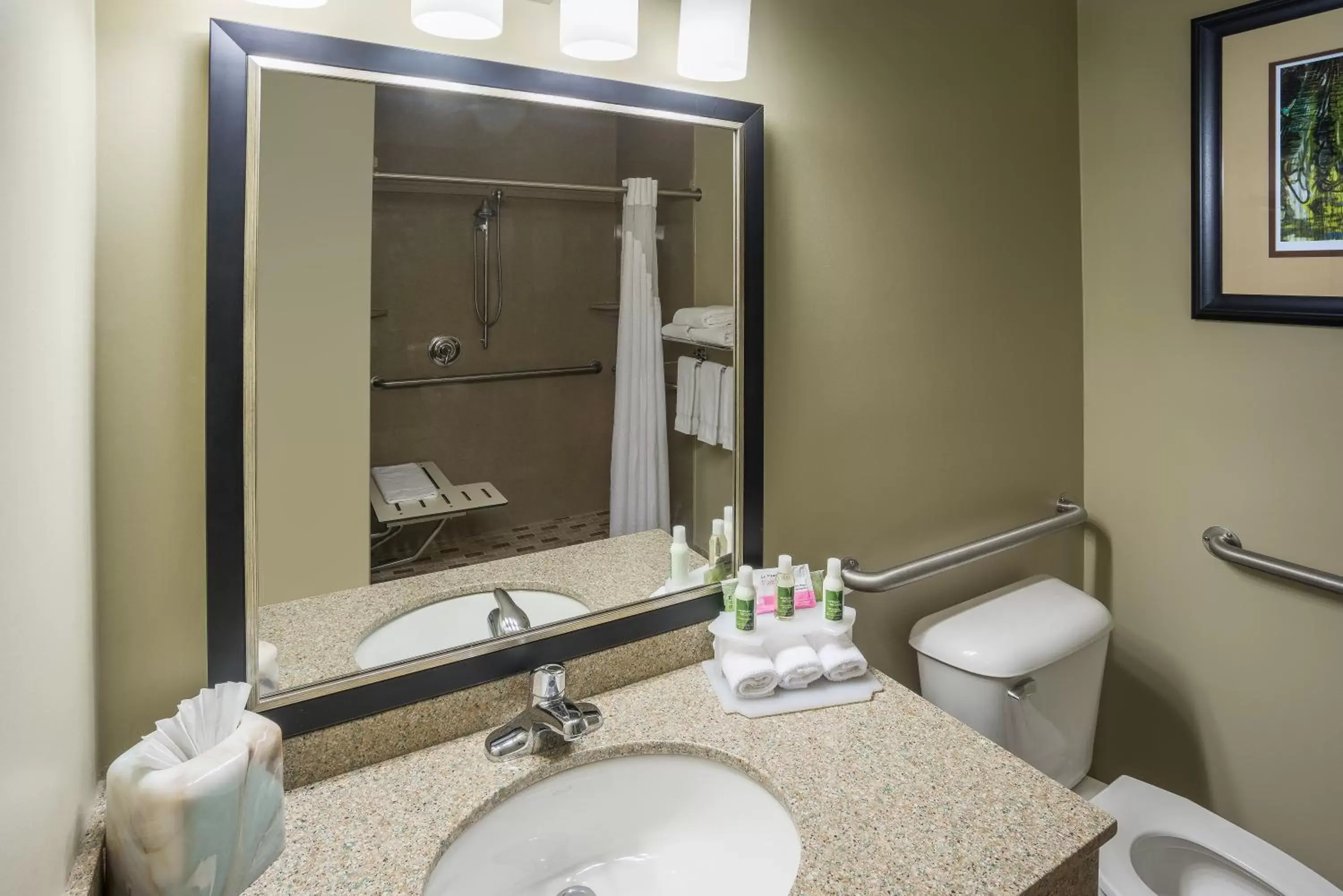 Holiday Inn Express Hotel & Suites St. Paul - Woodbury by IHG Holiday Inn Express Hotel & Suites St. Paul - Woodbury by IHG
