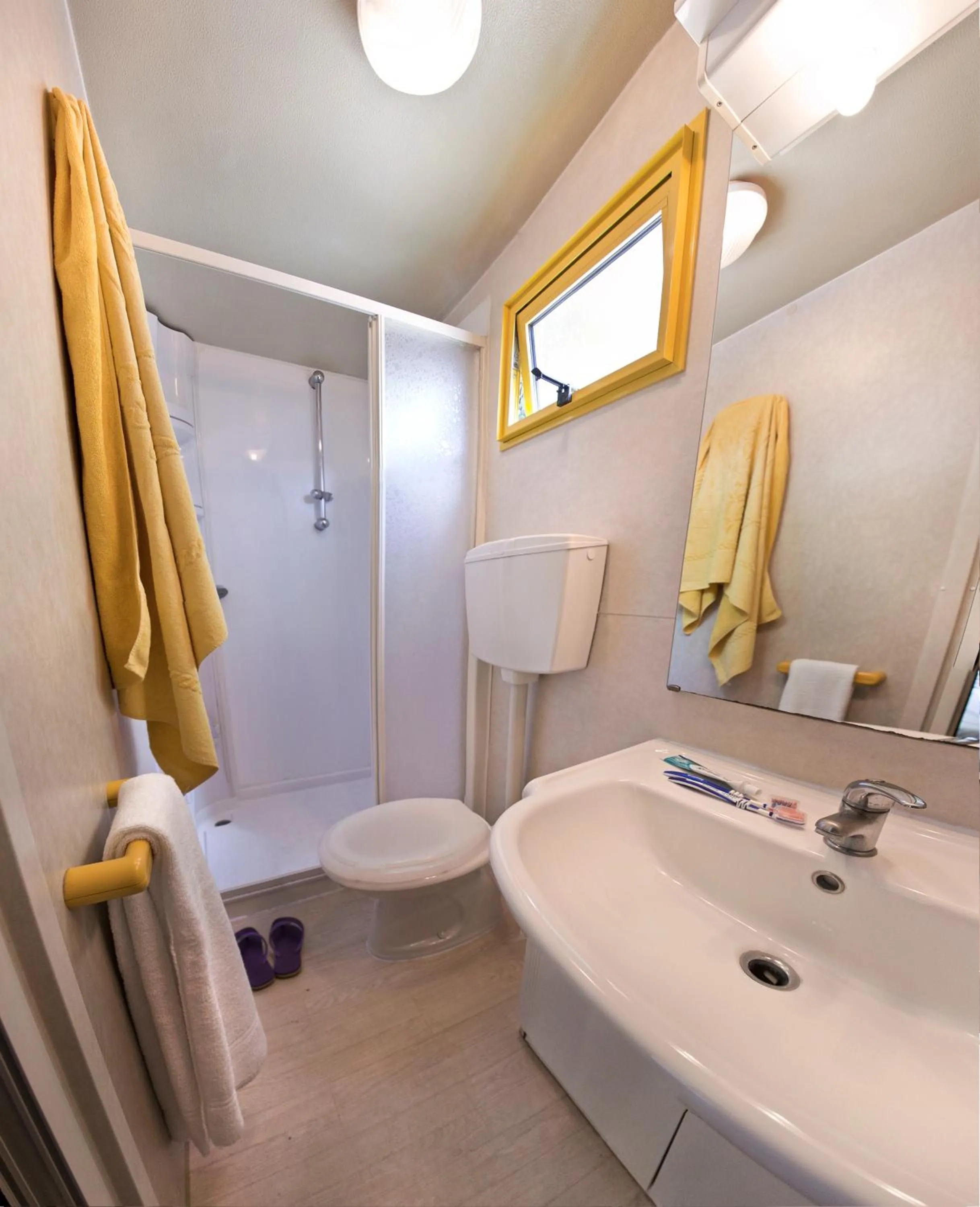 Shower in hu Roma Camping In Town