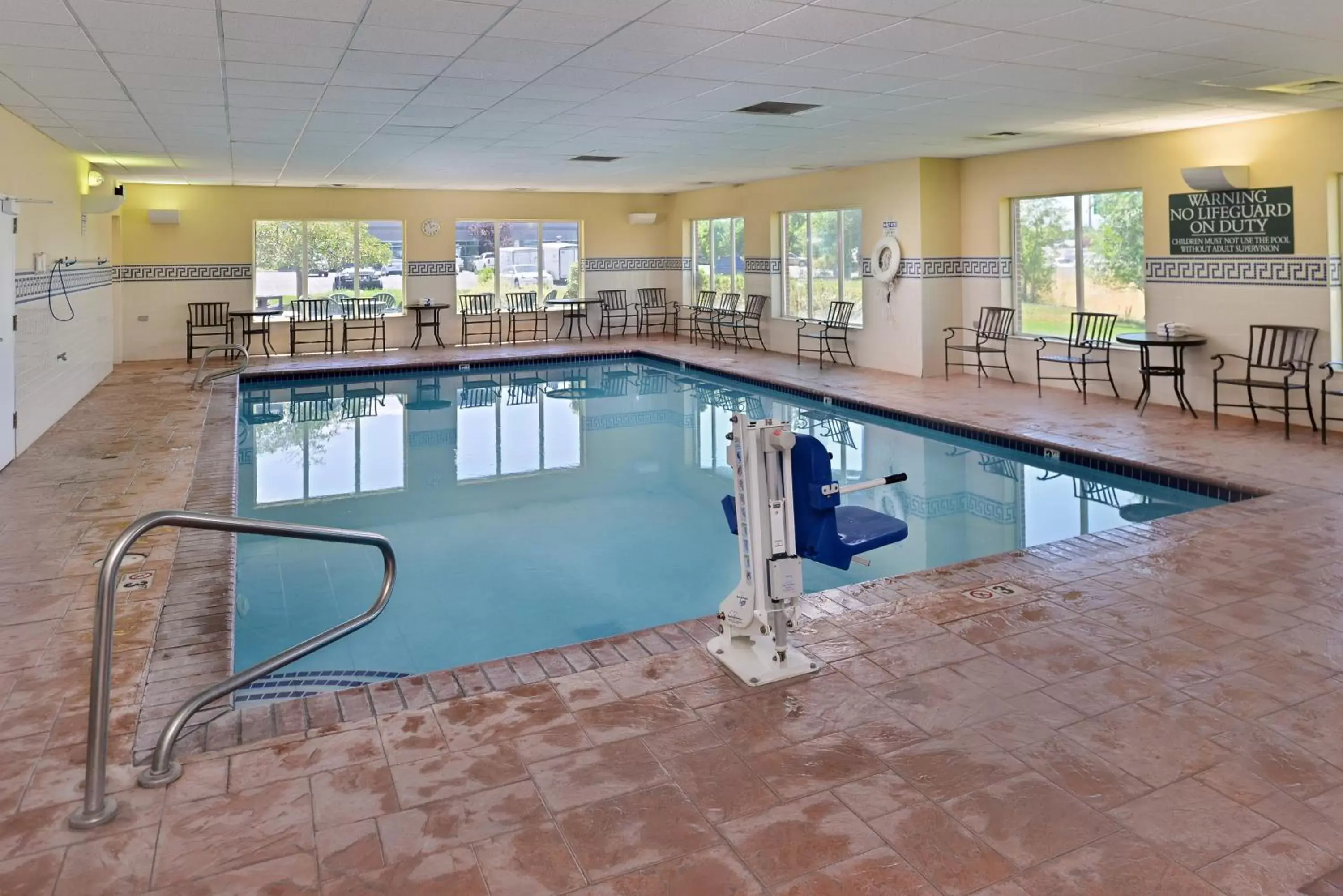 , Swimming Pool in Holiday Inn Express & Suites Salt Lake City N - Bountiful