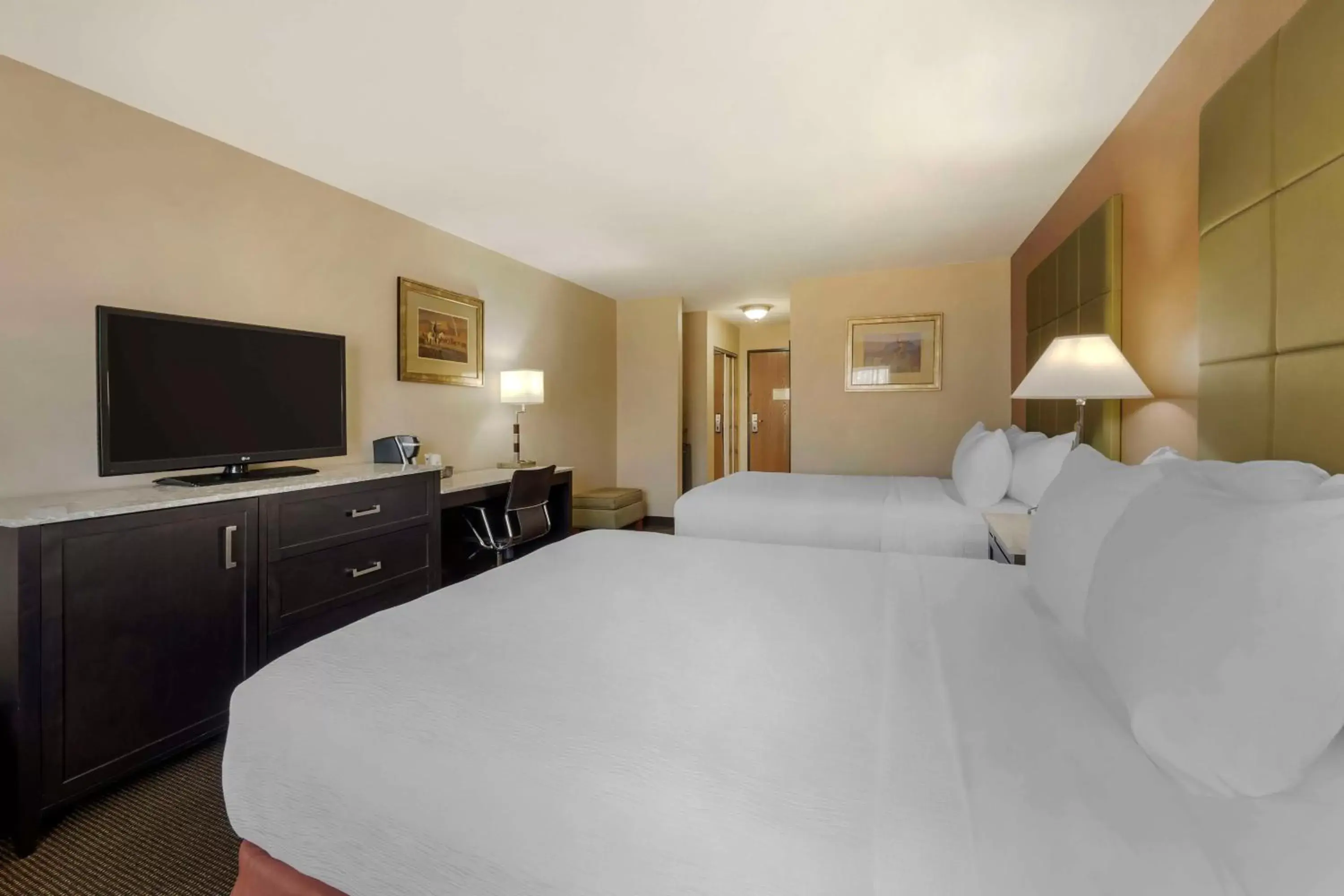Bedroom, Bed in Best Western Plus Country Inn & Suites Bedroom, Bed in Best Western Plus Country Inn & Suites