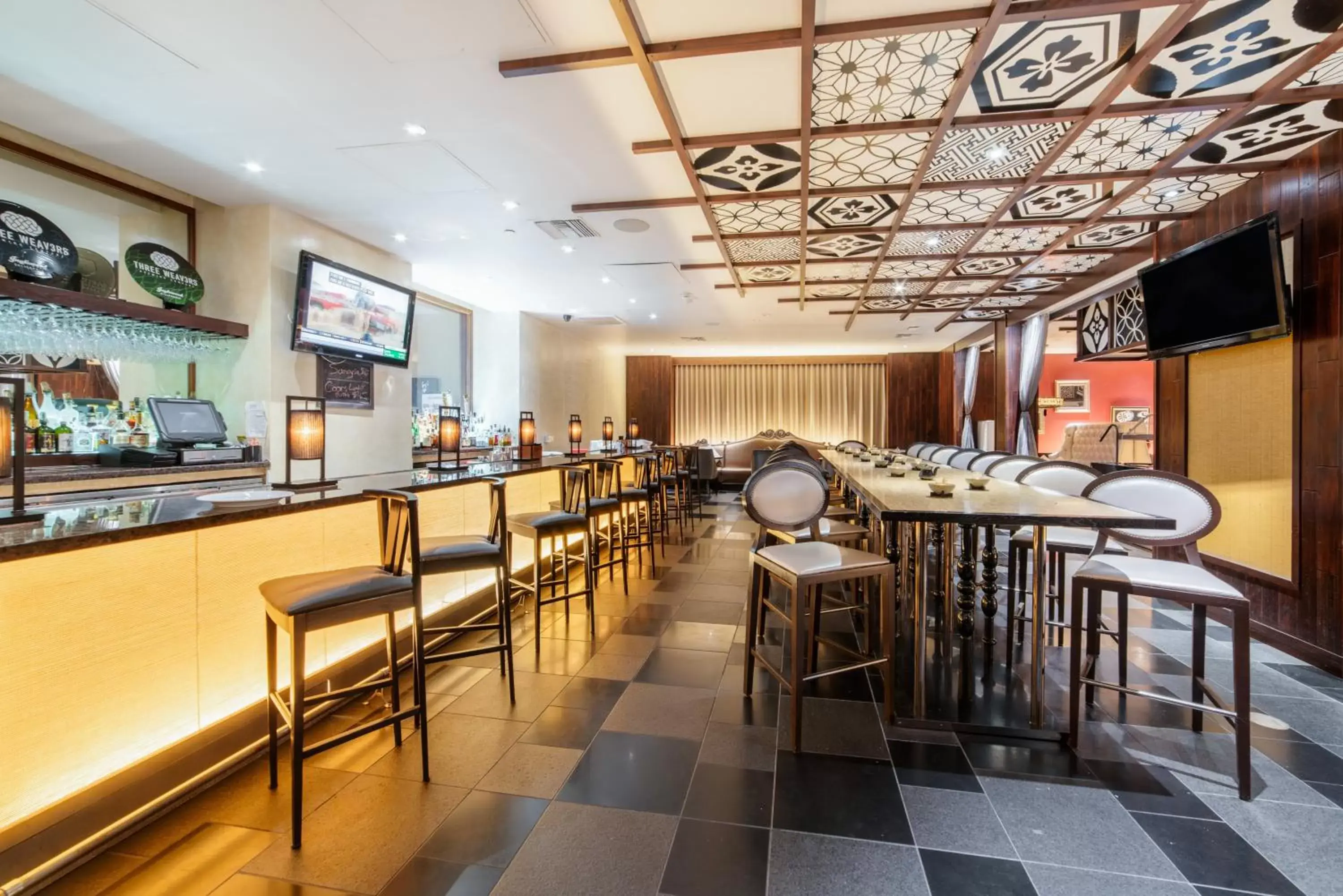 Lounge or bar, Restaurant/Places to Eat in Miyako Hybrid Hotel Torrance