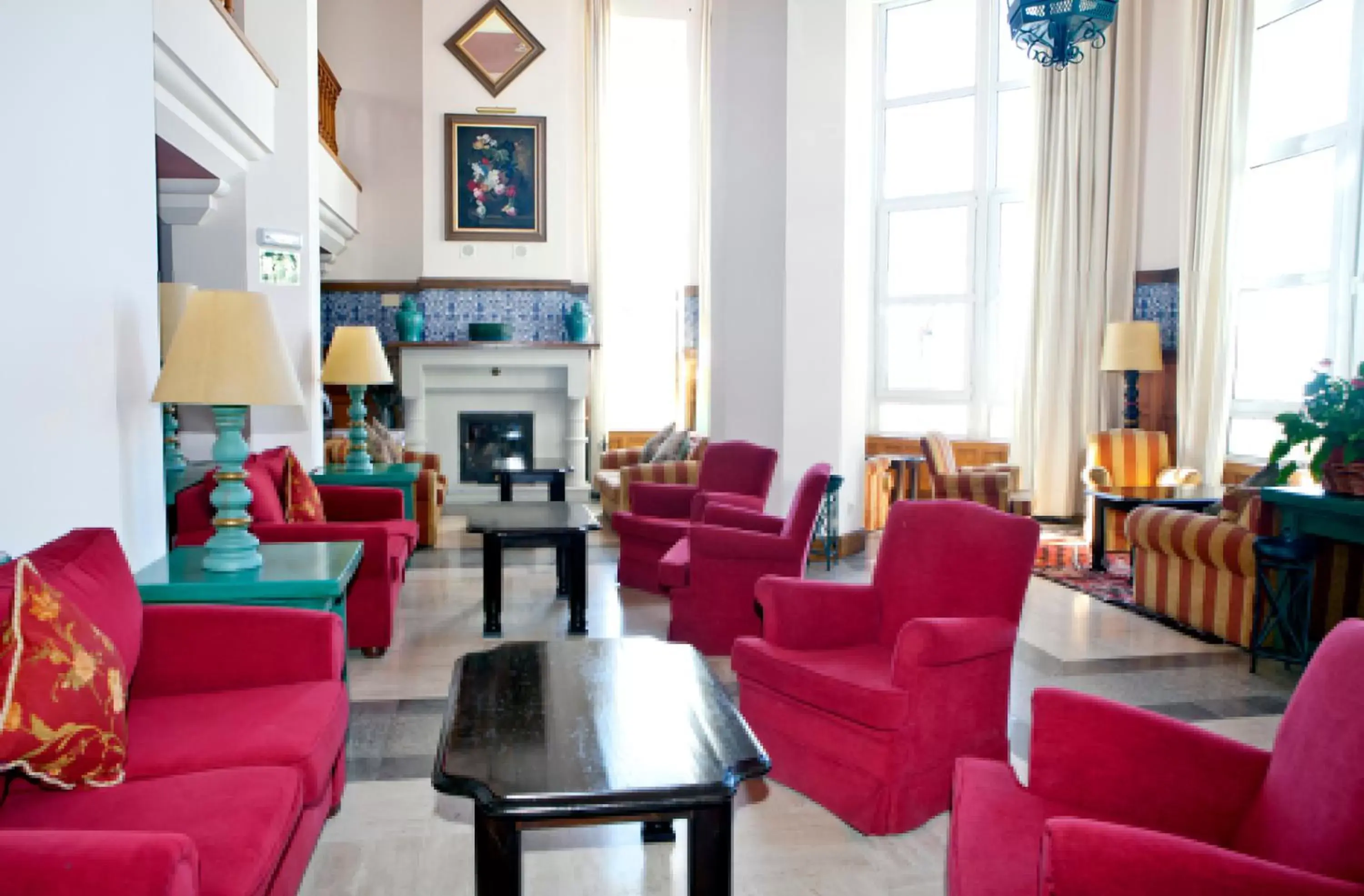 Communal lounge/ TV room in Hotel Apartamentos Trevenque