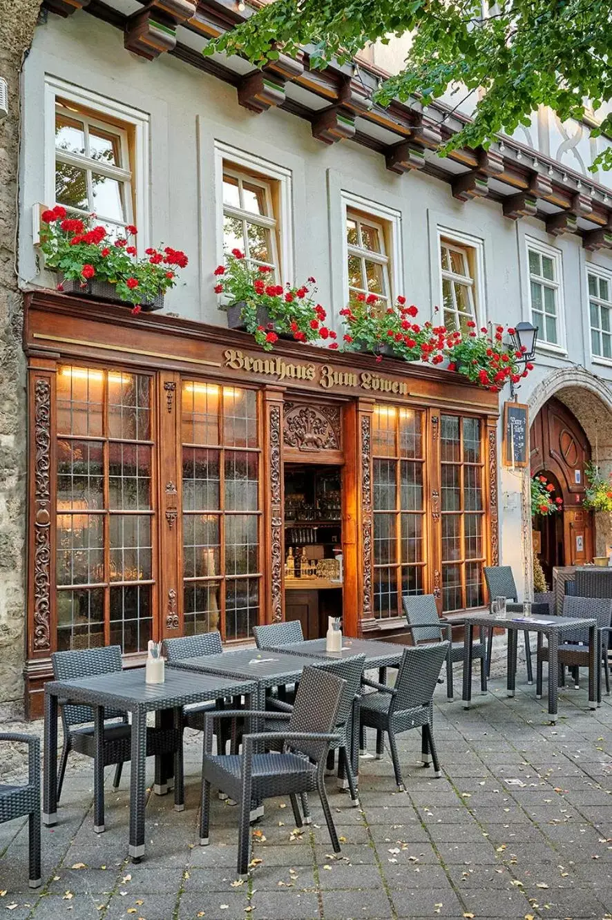 Facade/entrance, Restaurant/Places to Eat in Brauhaus Zum Löwen