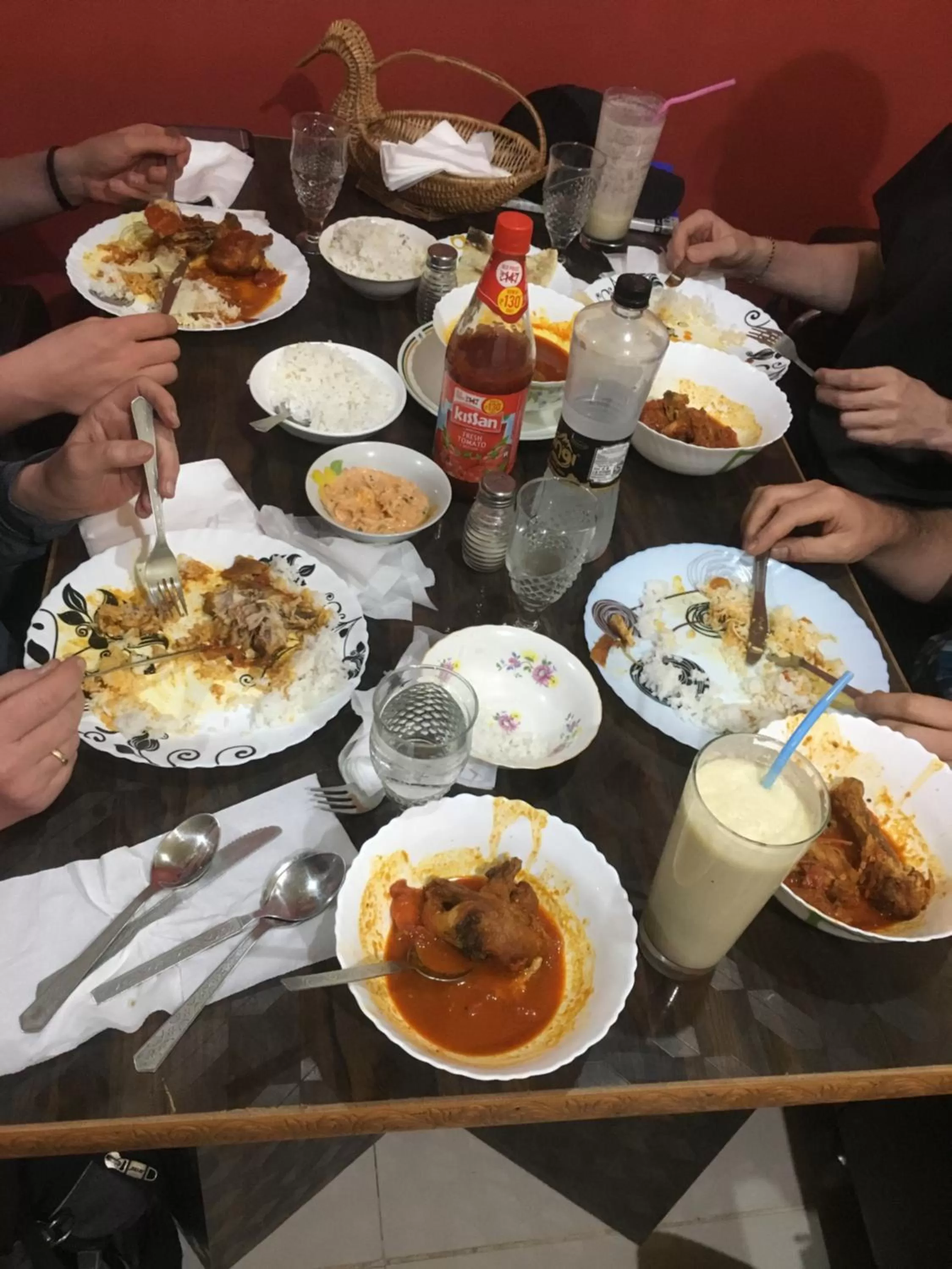 Food and drinks in Hotel Crescent