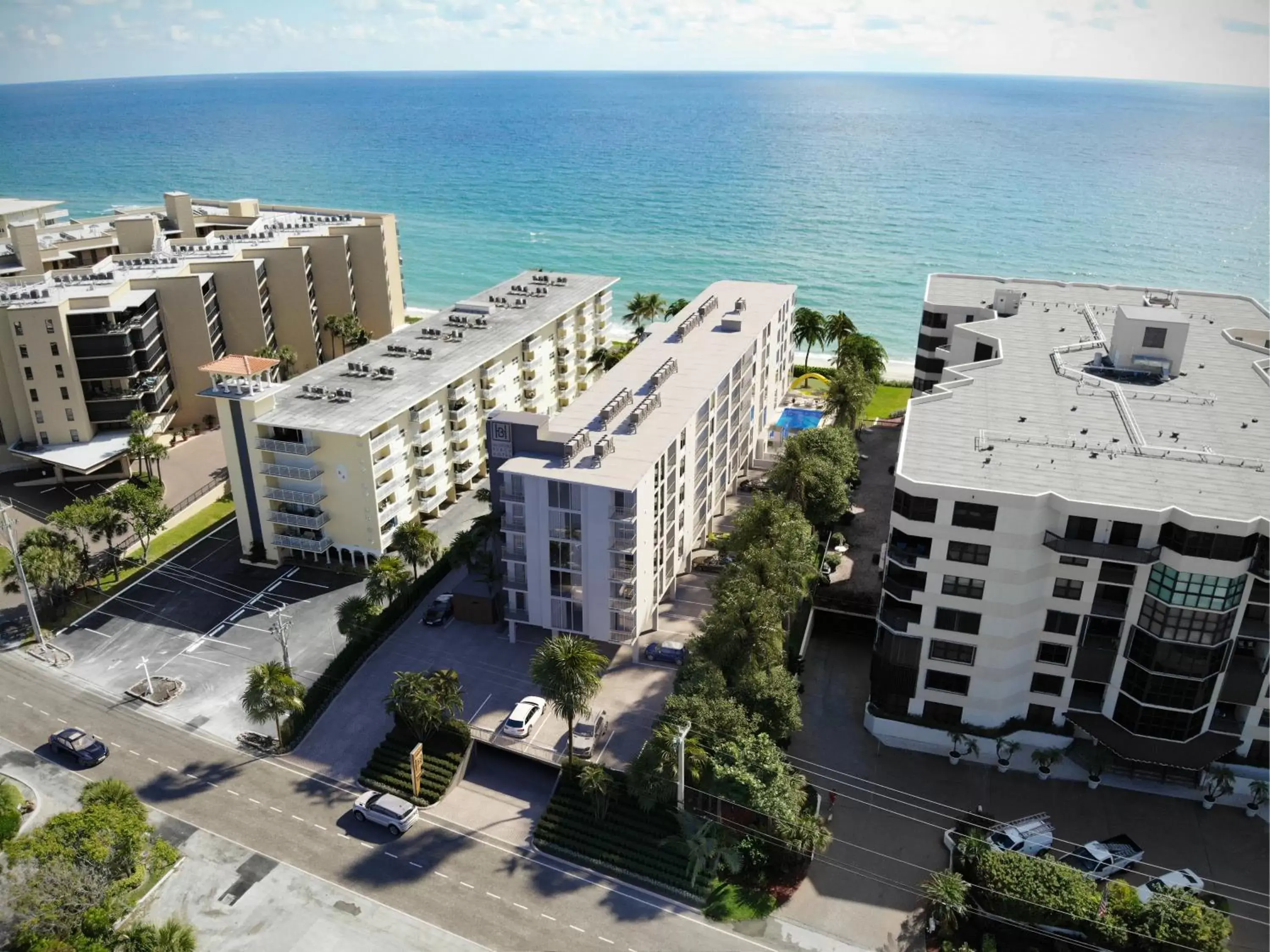 Property building, Bird's-eye View in Hillsboro Beach Resort