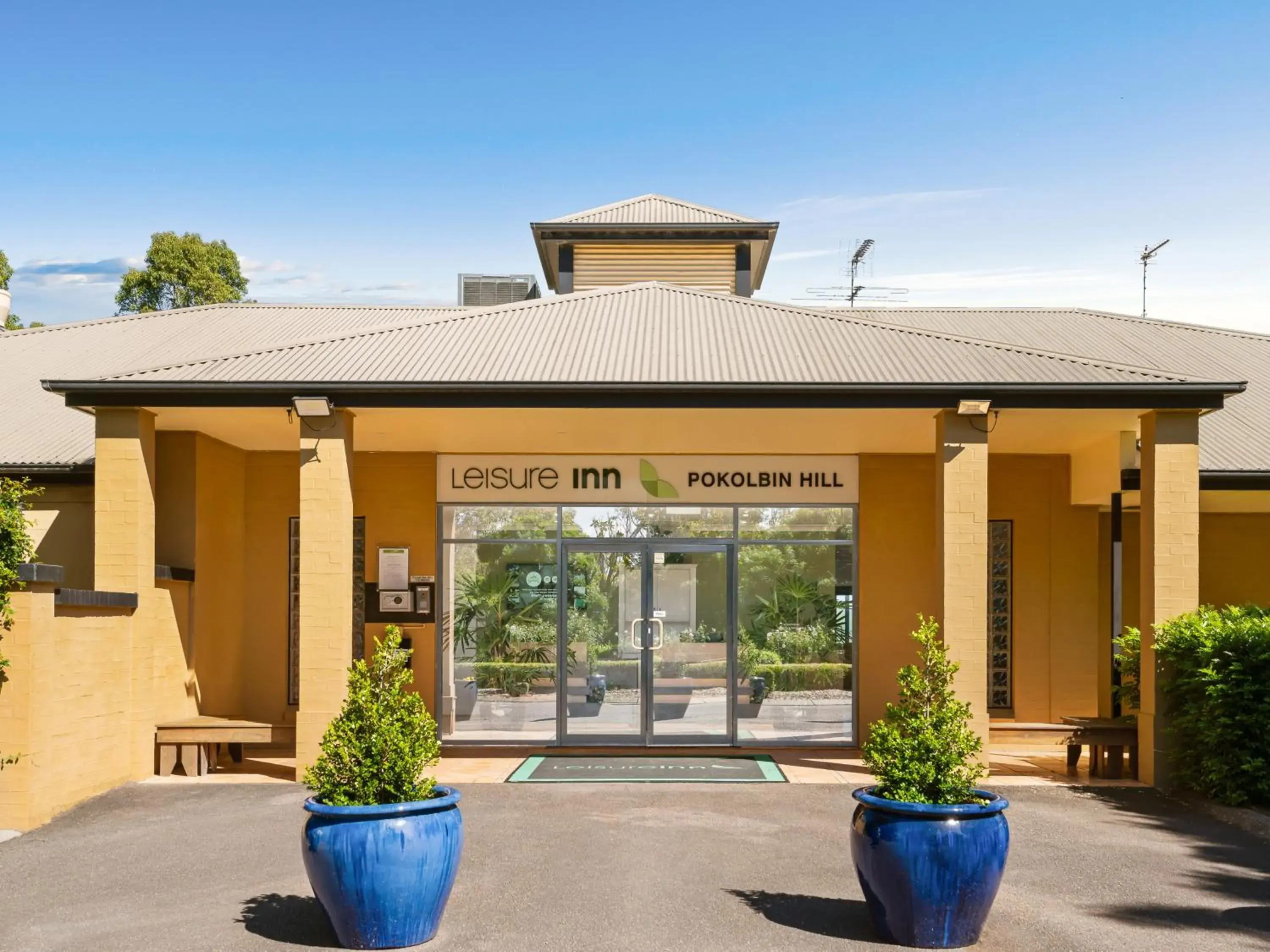 Property Building in Leisure Inn Pokolbin Hill