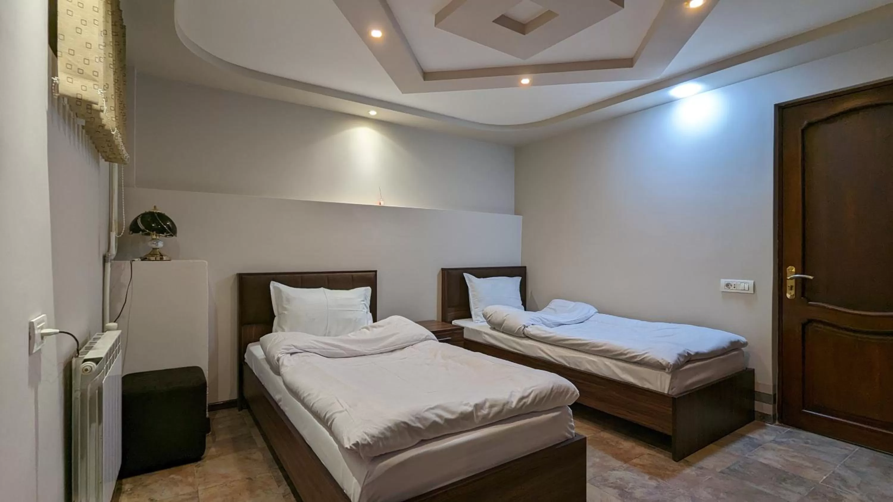 Bed in Time Hotel & Tours