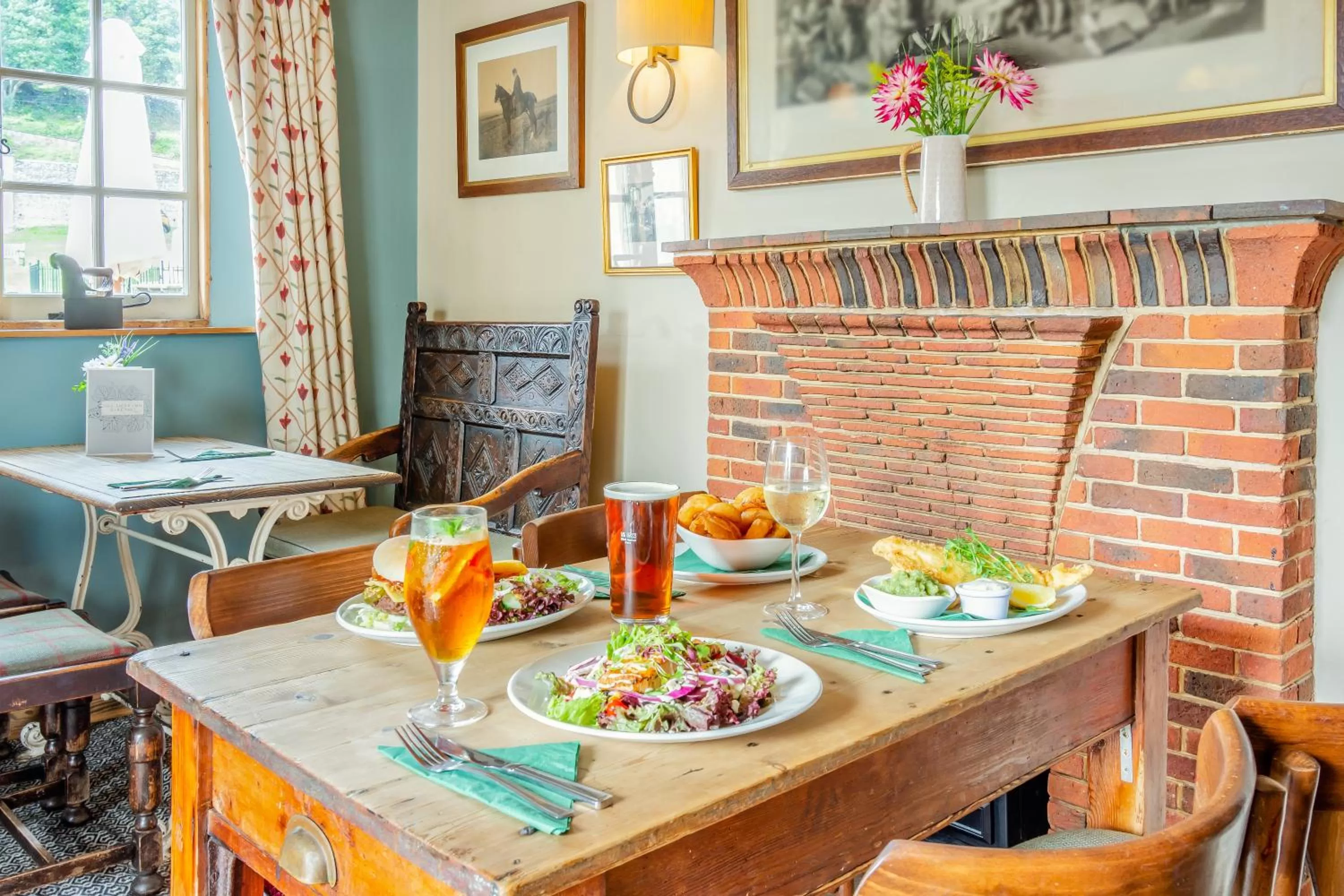 Restaurant/places to eat in Tiger Inn _ Minnie