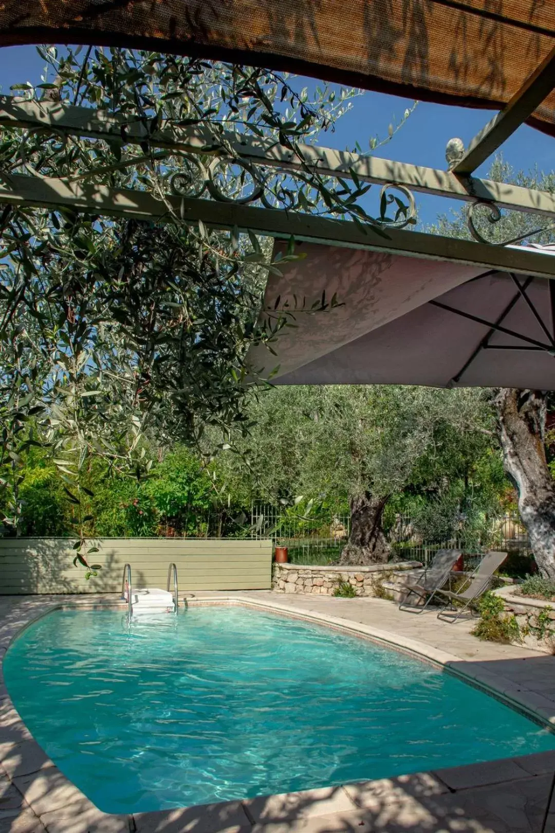 Swimming Pool in Le Clos des Oliviers