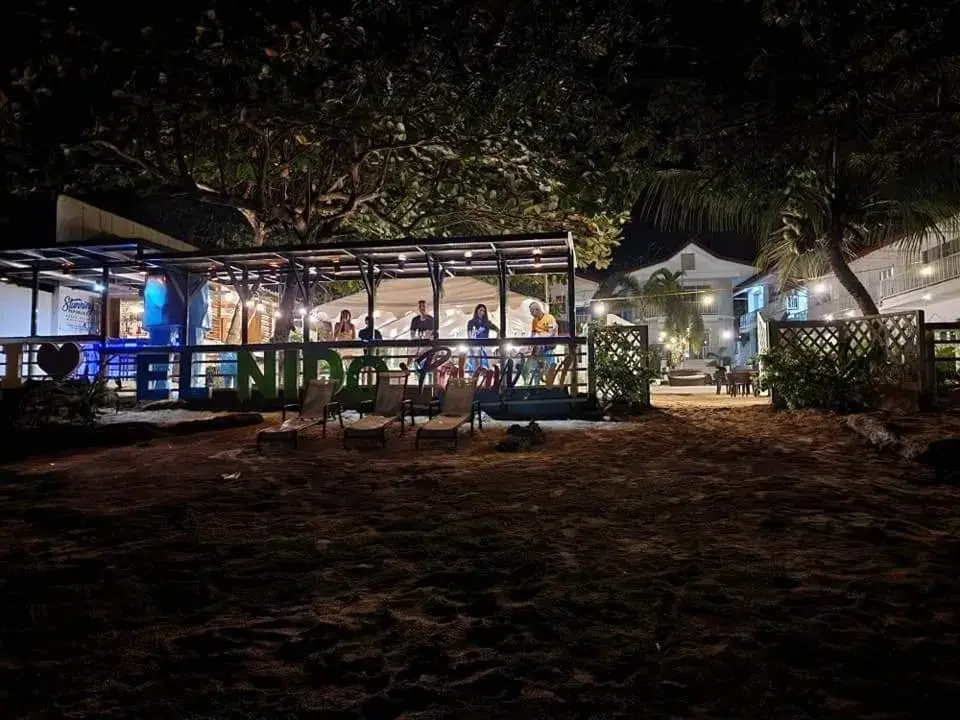 Property building in Stunning Republic Property building in Stunning Republic