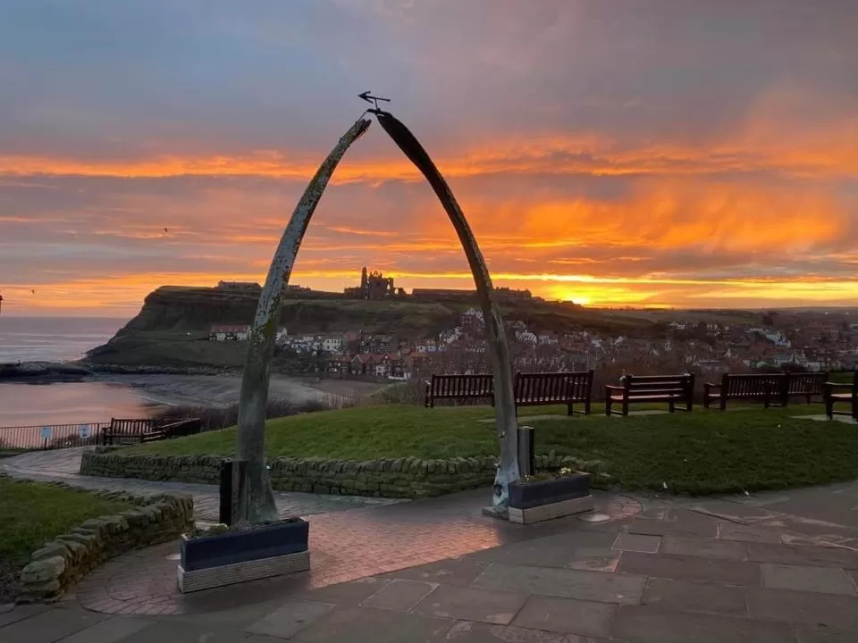 Sunrise/Sunset in Little Pie in the Sky