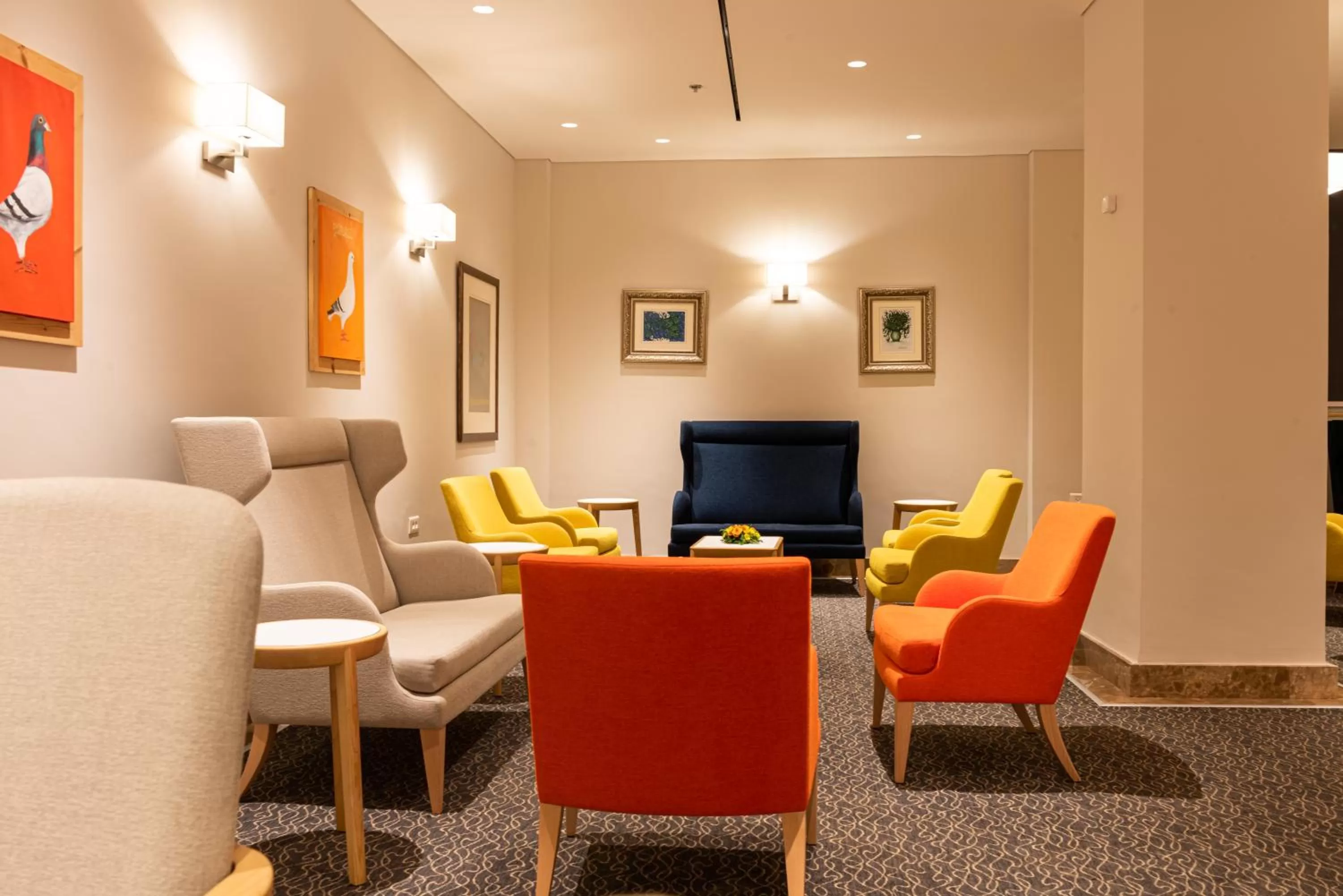 Lobby or reception, Seating Area in Ambassador Boutique Hotel