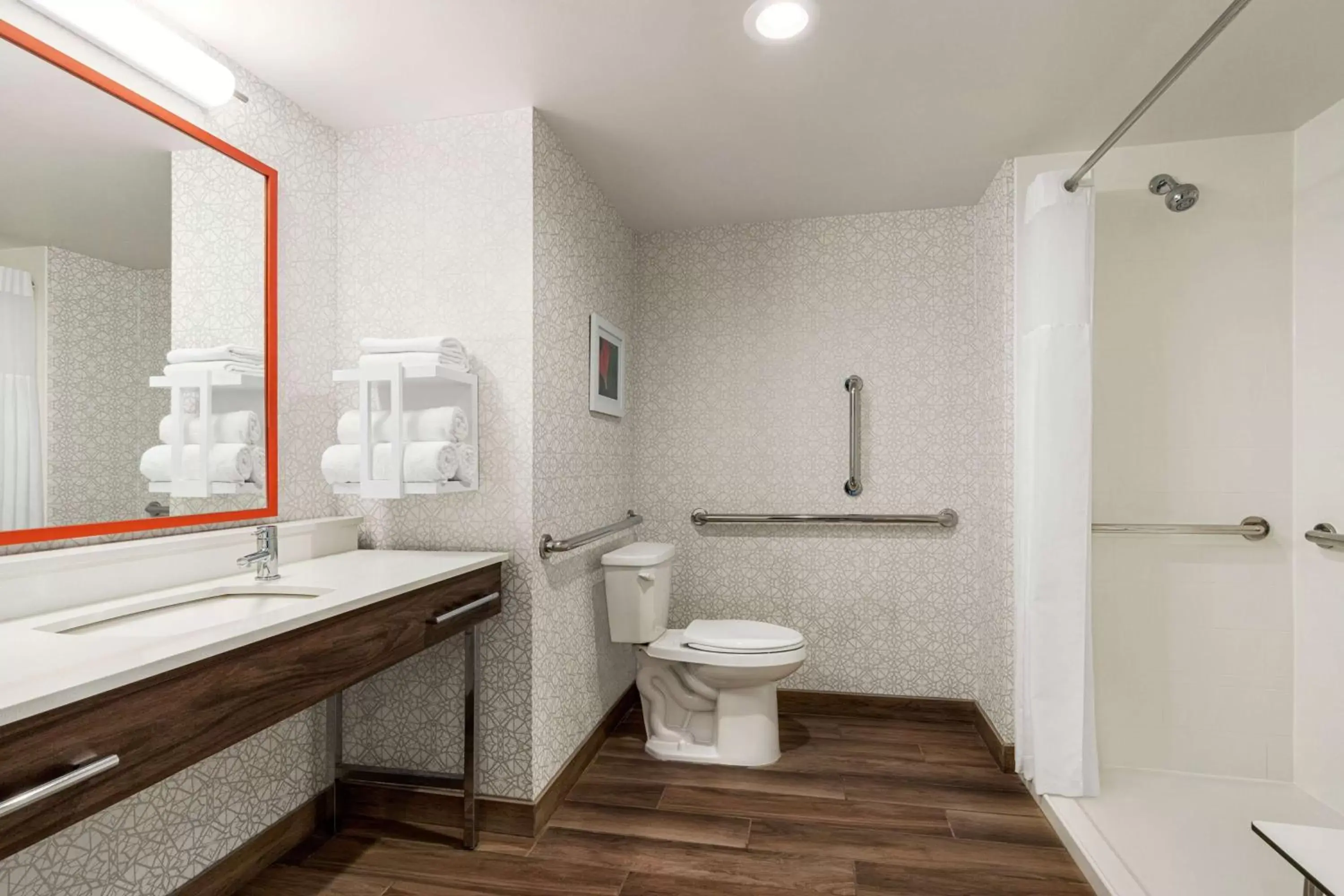 Bathroom in Hampton Inn & Suites Olean, Ny