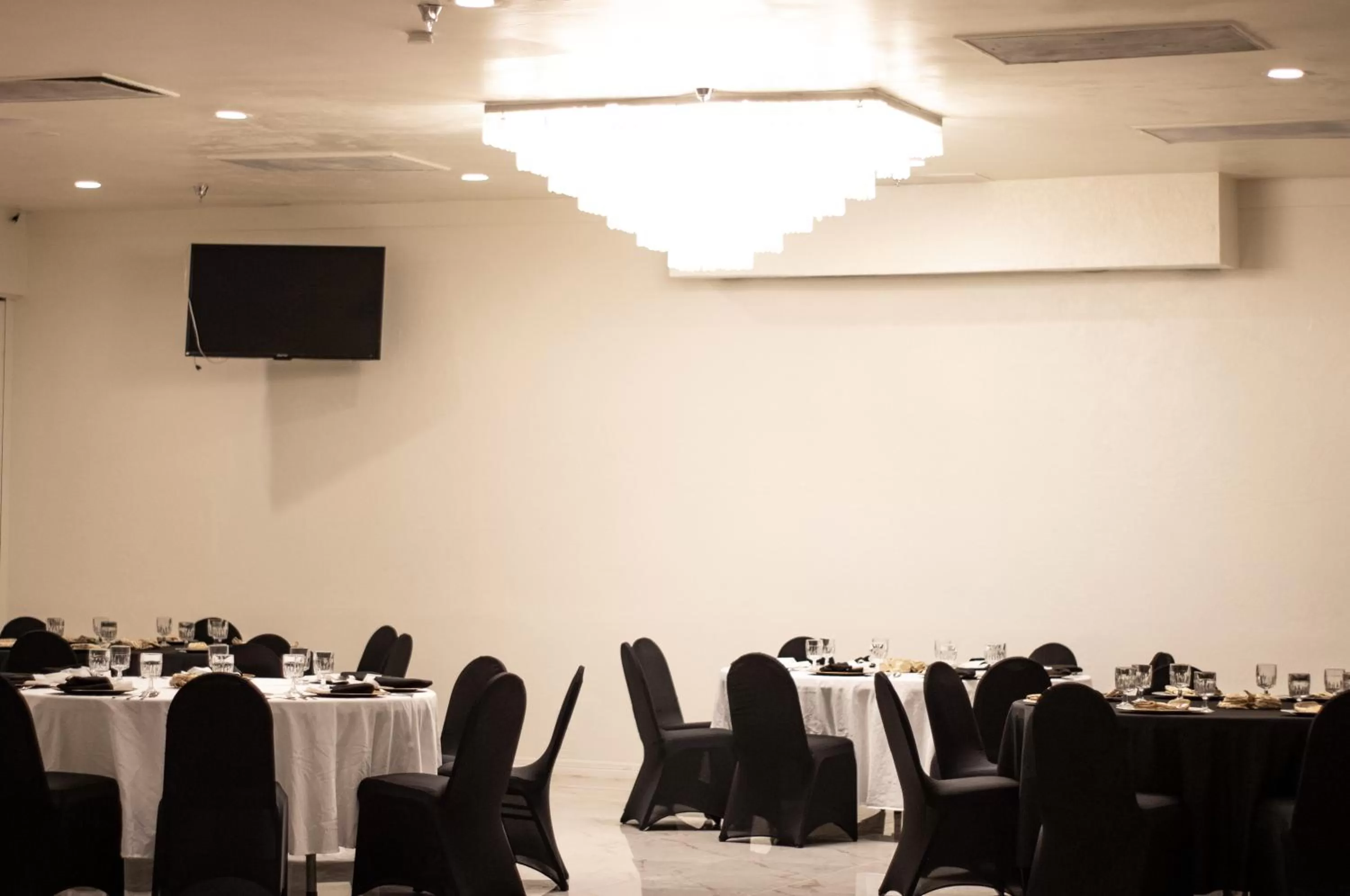 Banquet/Function facilities in Hotel Americana