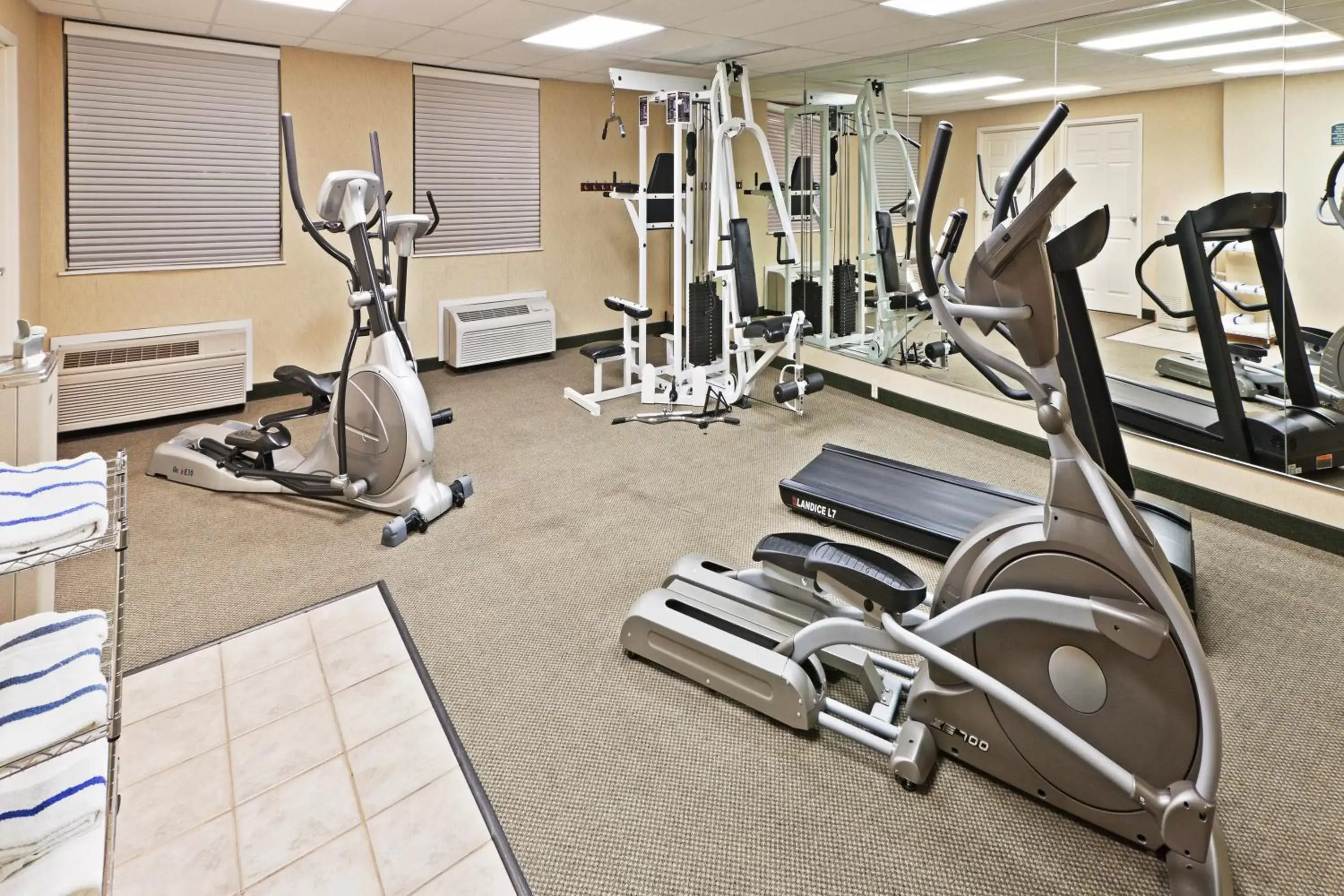 Fitness centre/facilities, Fitness Center/Facilities in Wyndham Garden Wichita Downtown