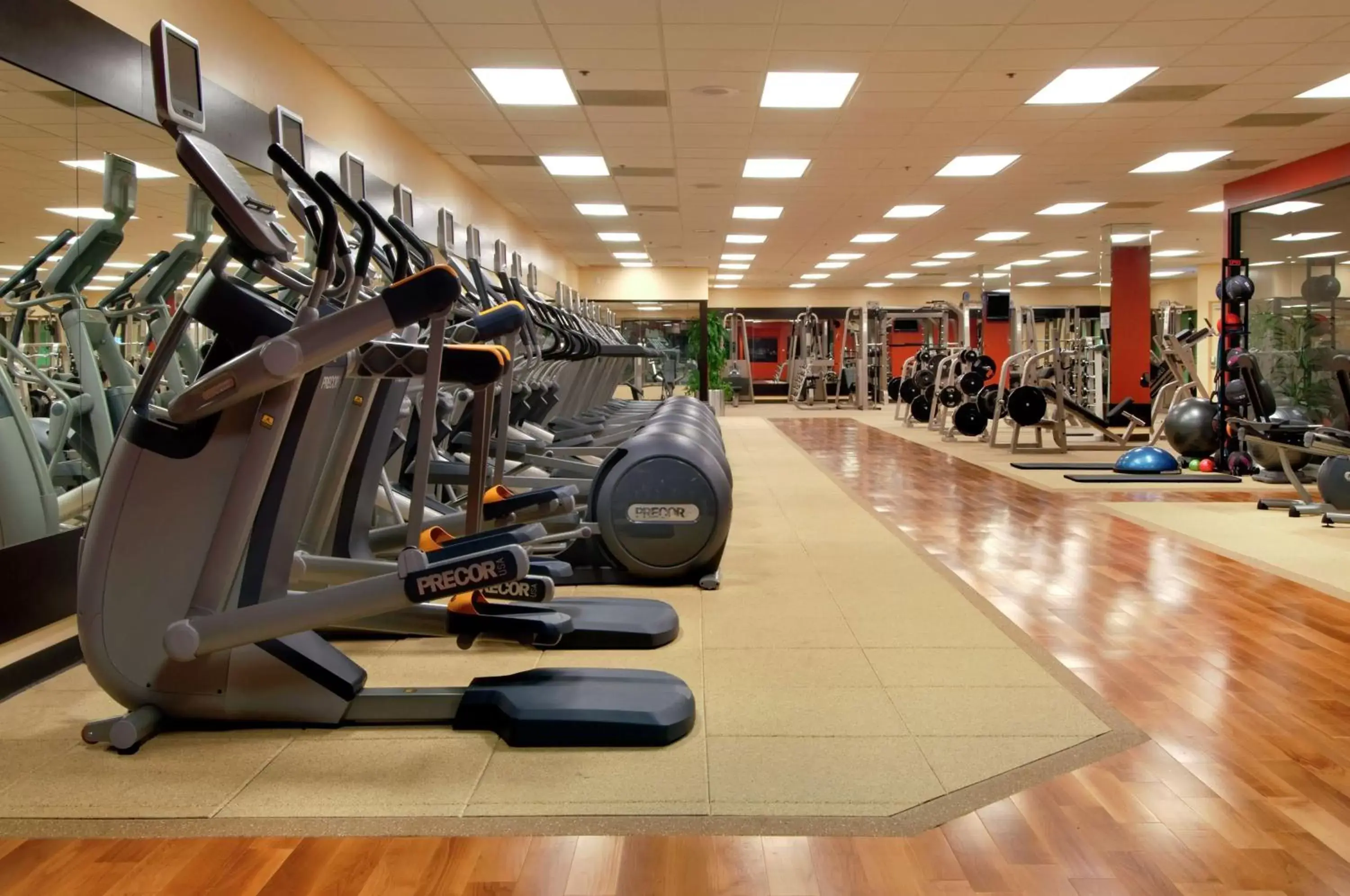 Fitness centre/facilities, Fitness Center/Facilities in Hilton Anaheim