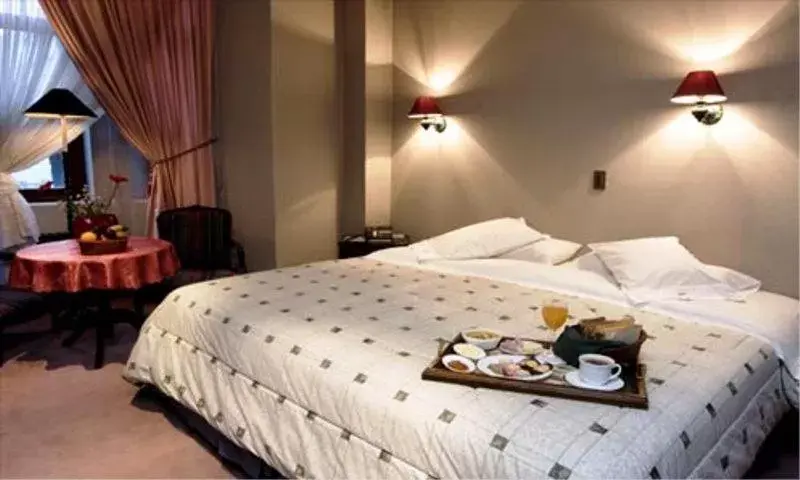 Bedroom, Bed in Hotel Isla Rey Jorge